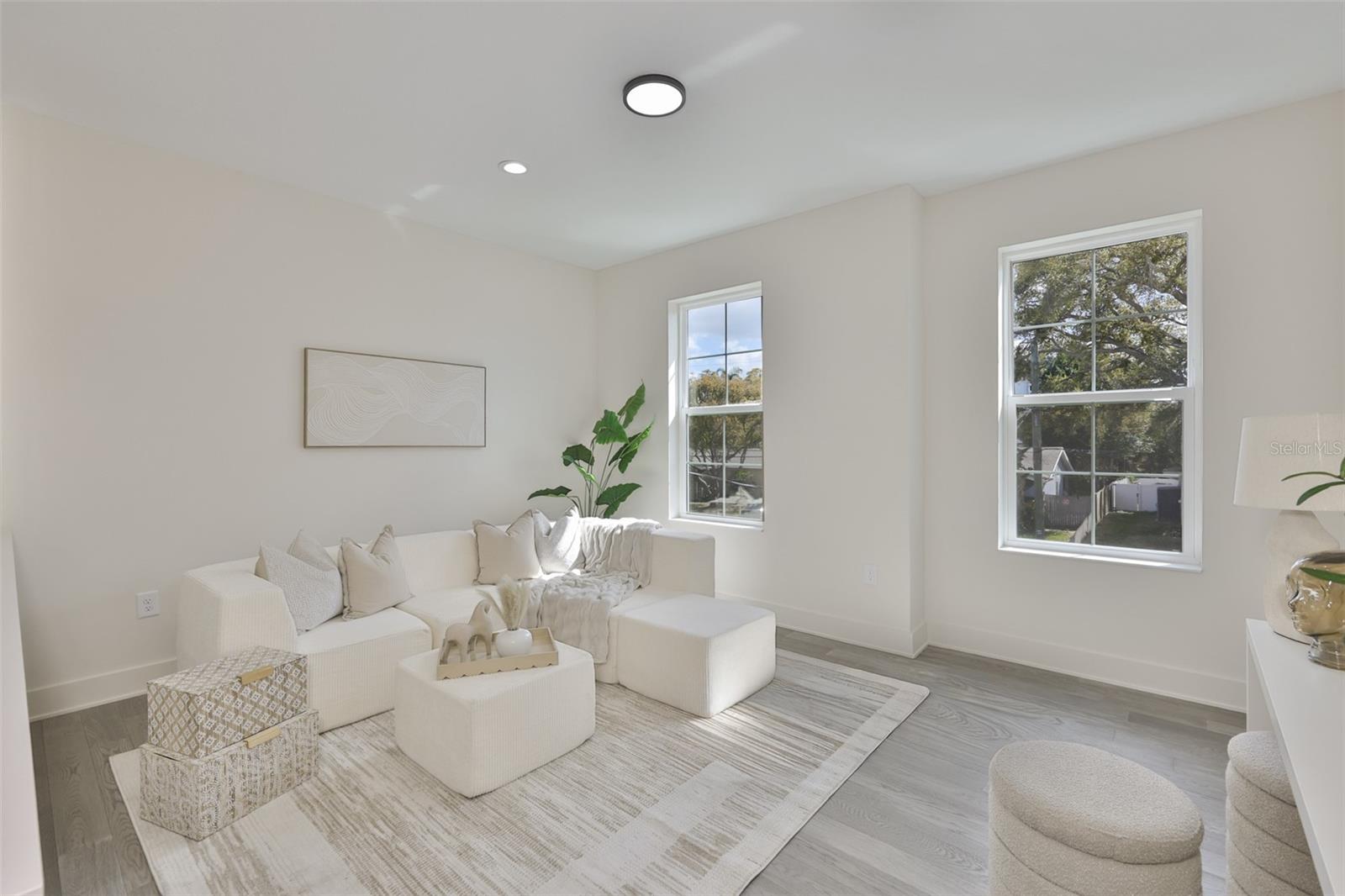 Listing photo id 42 for 3315 Rogers Avenue