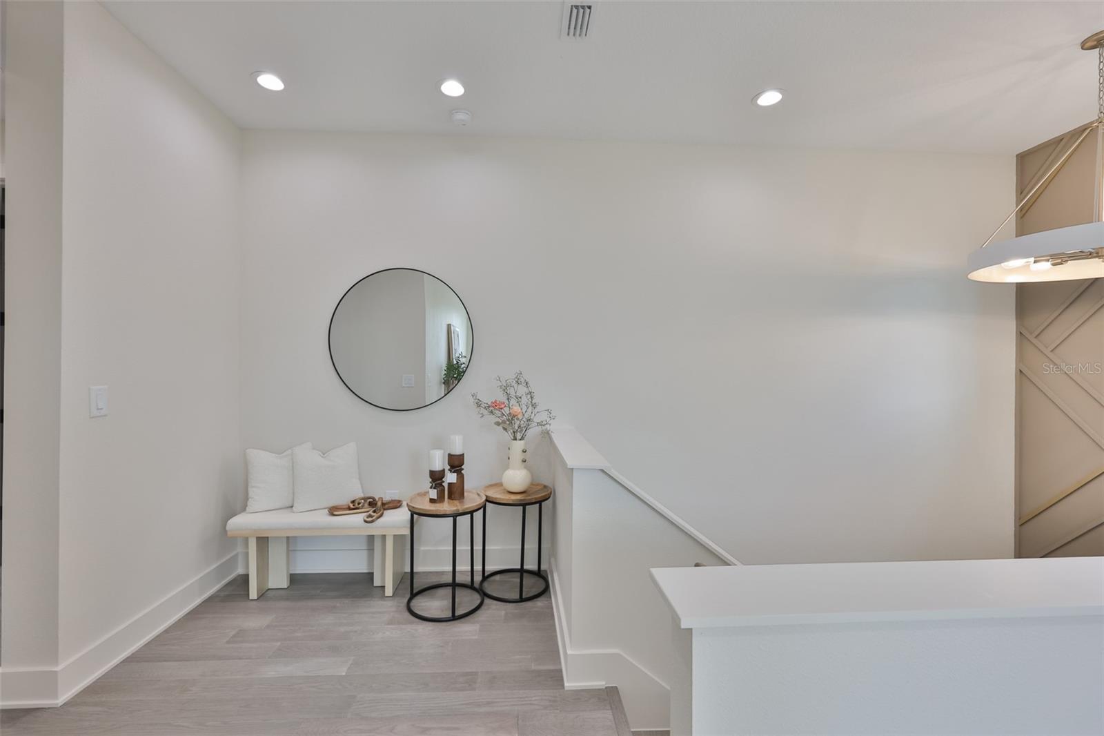 Listing photo id 45 for 3315 Rogers Avenue