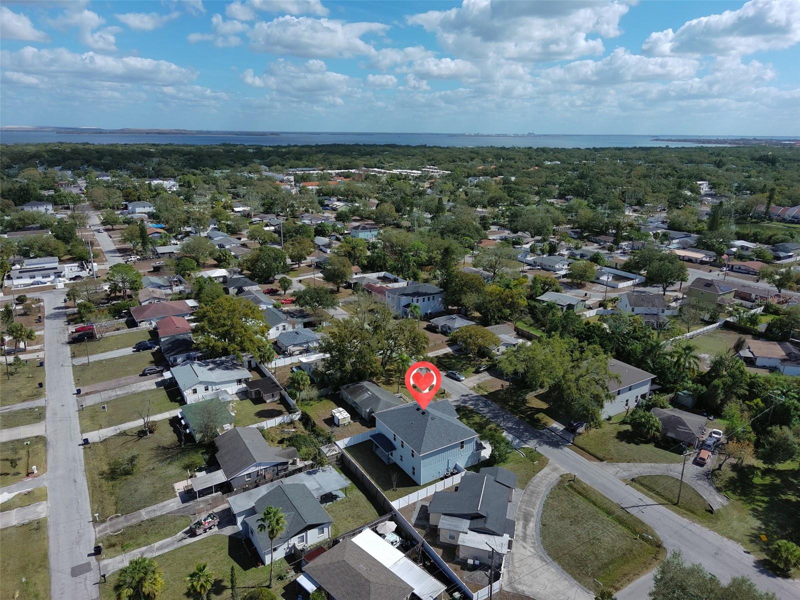 Listing photo id 68 for 3315 Rogers Avenue