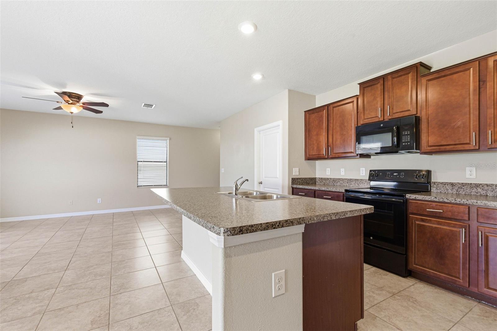 Image 10 of 74 For 14228 Covert Green Place