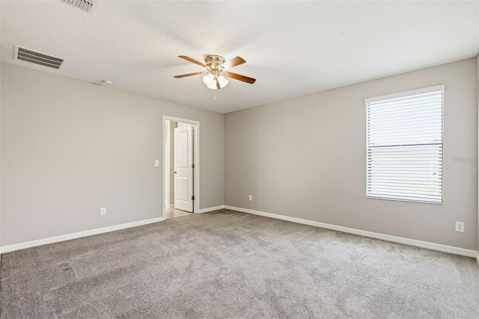 Image 25 of 74 For 14228 Covert Green Place