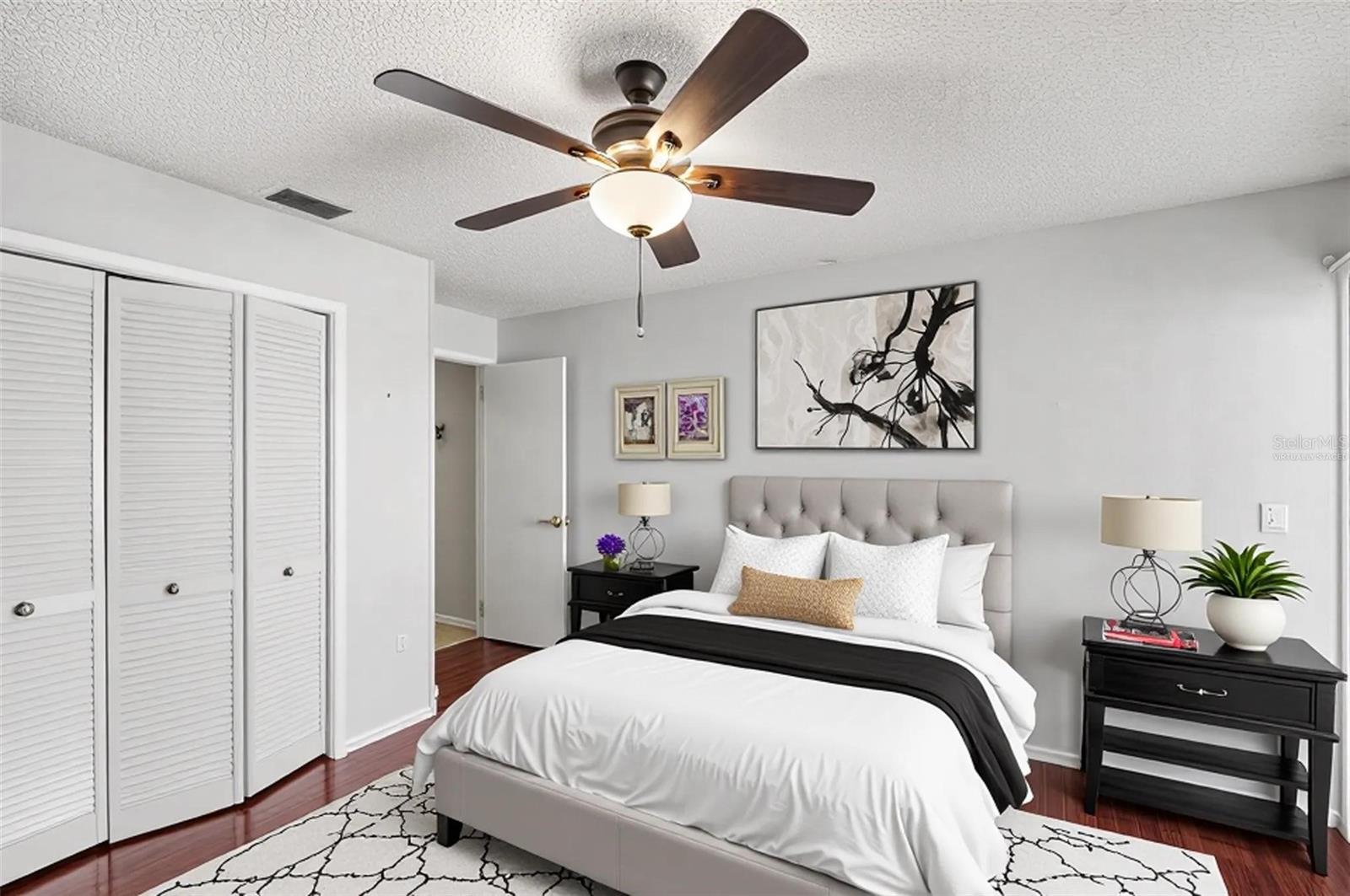 Listing photo id 21 for 2831 Jarvis Circle