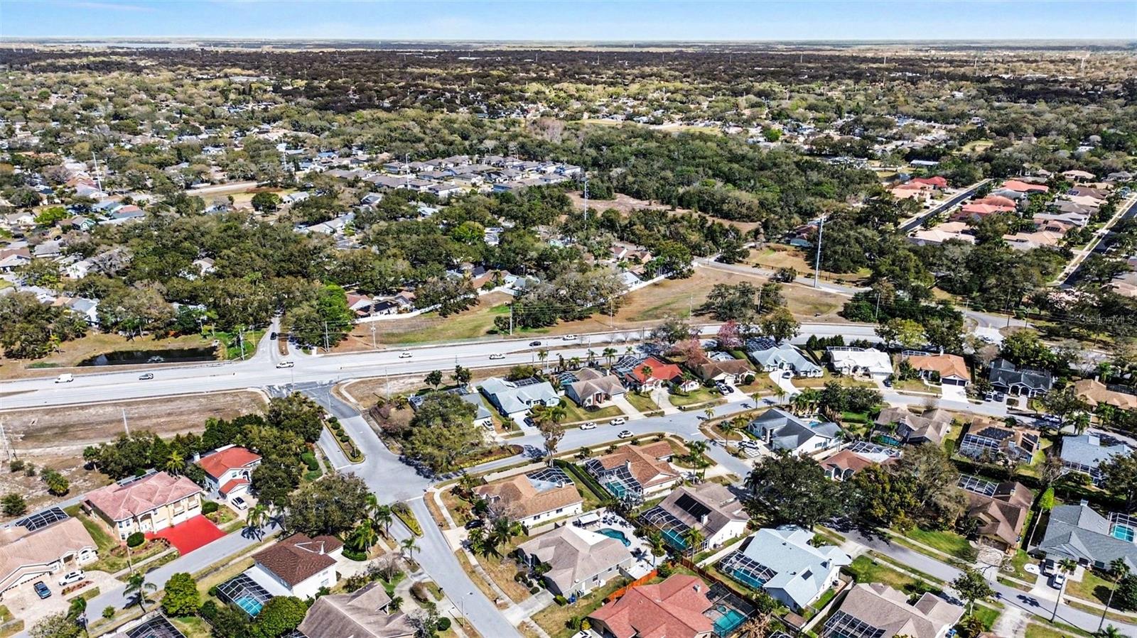 Listing photo id 41 for 2831 Jarvis Circle