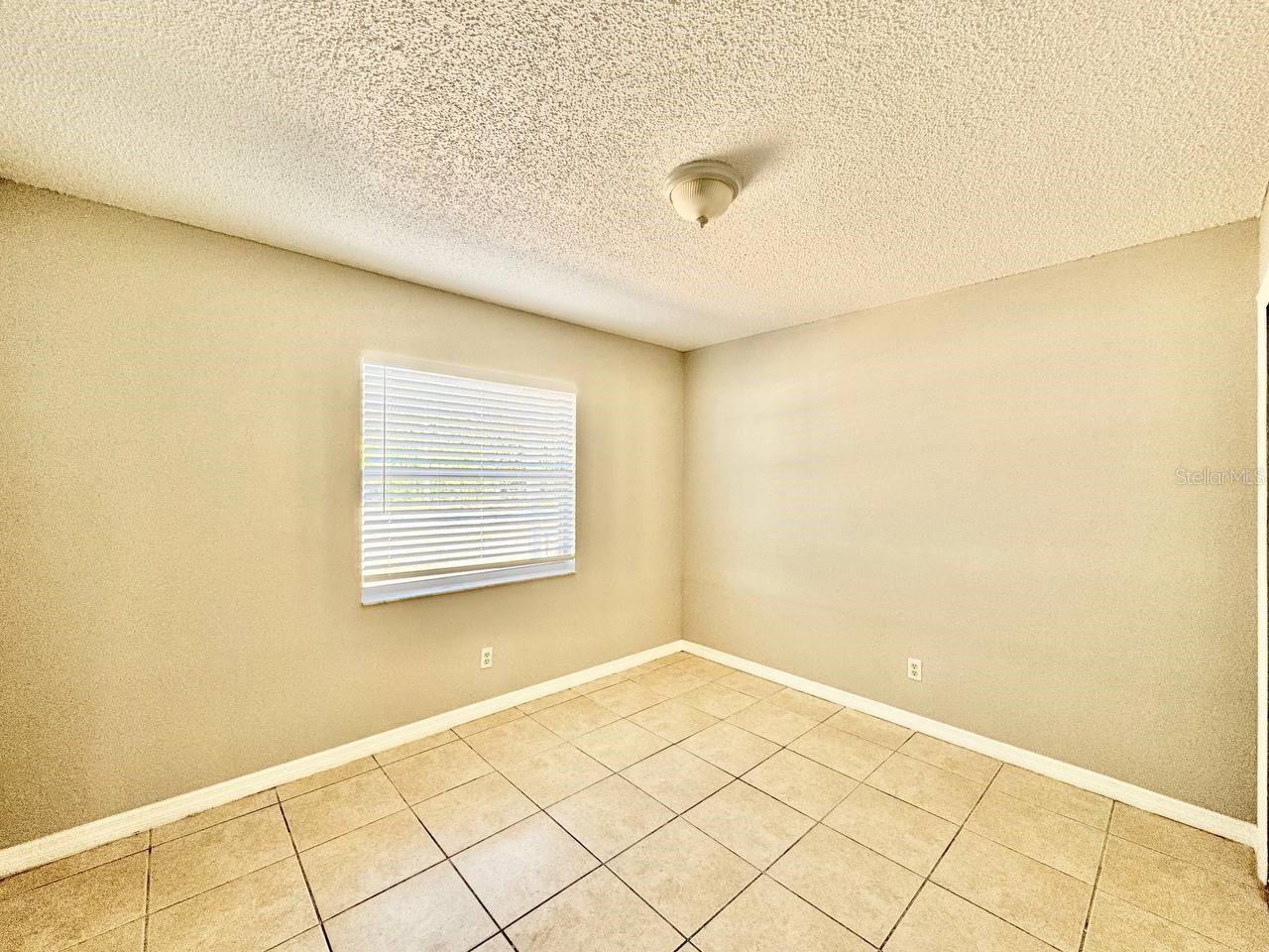 Image 9 of 17 For 625 Wildwood Way