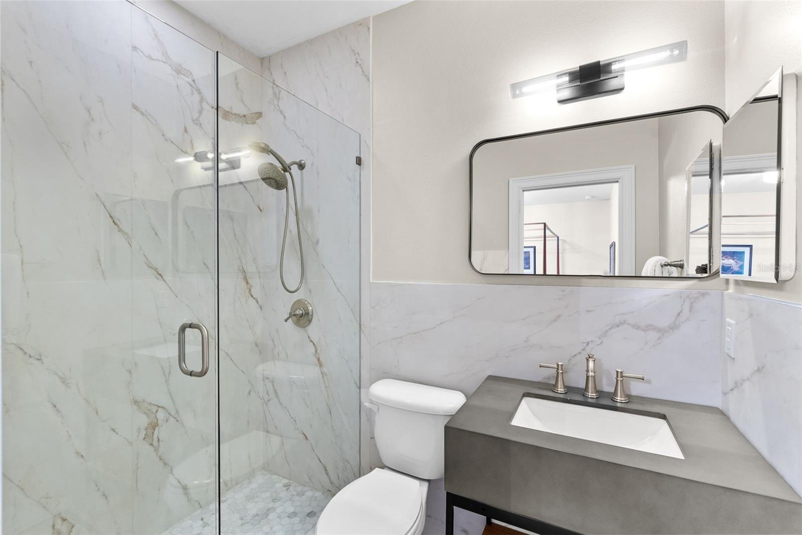 Image 31 of 49 For 3514 Granada