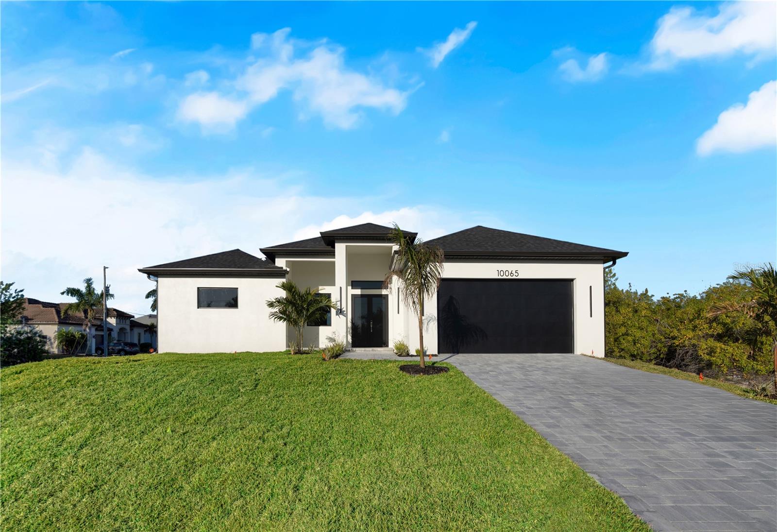 Image 18 of 69 For 10065 Memphis Street