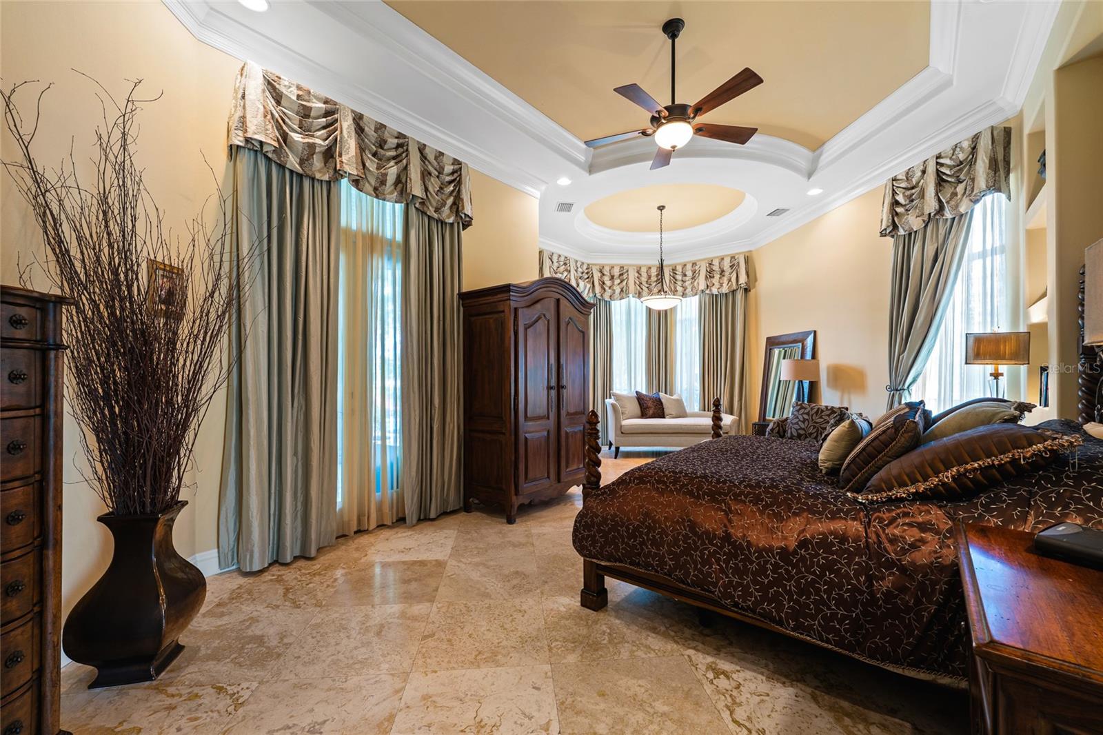 Image 18 of 74 For 1368 Playmoor Drive