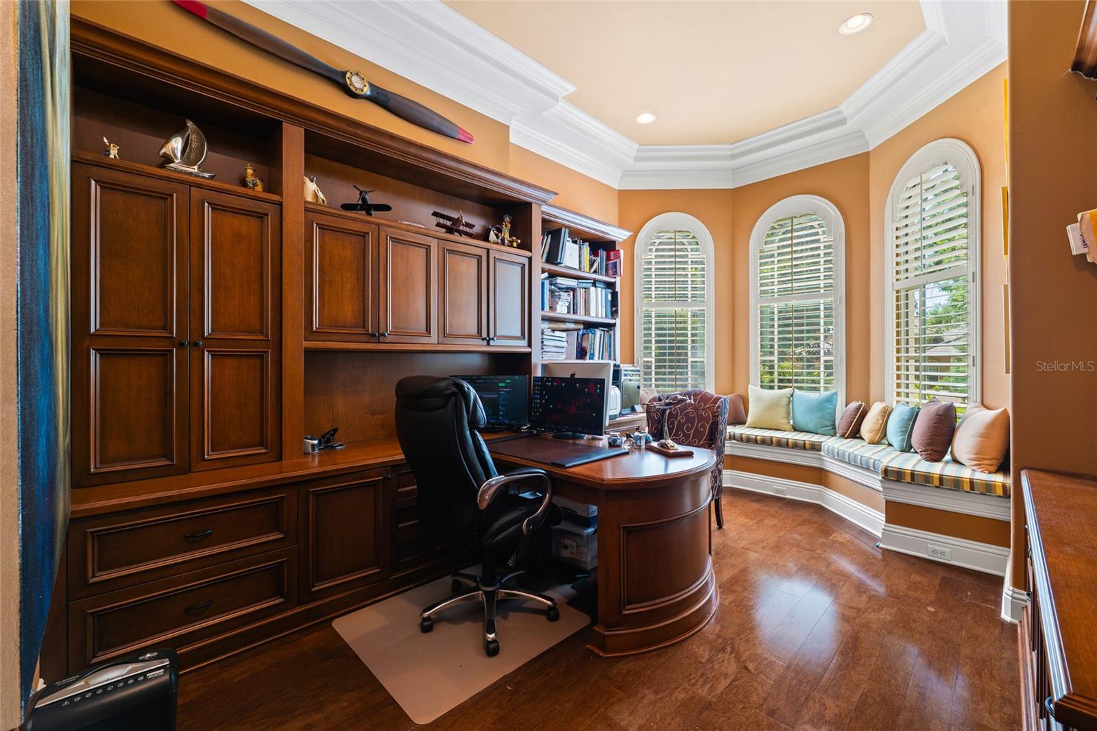 Image 24 of 74 For 1368 Playmoor Drive