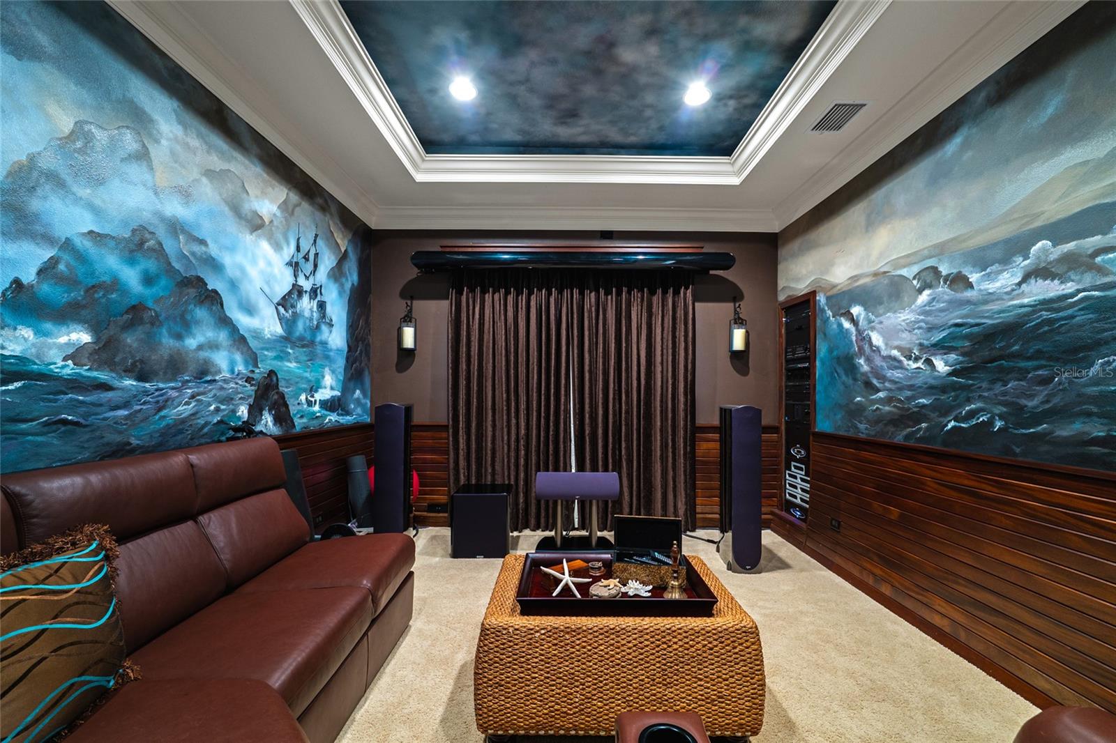 Image 32 of 74 For 1368 Playmoor Drive