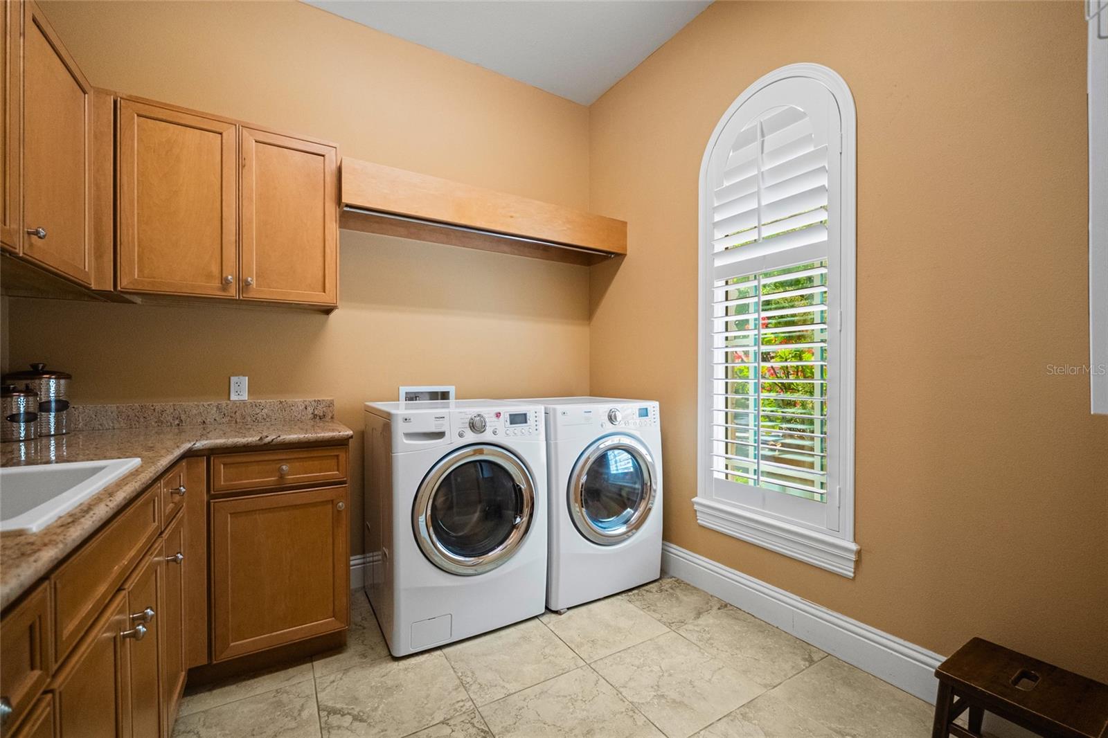 Image 57 of 74 For 1368 Playmoor Drive