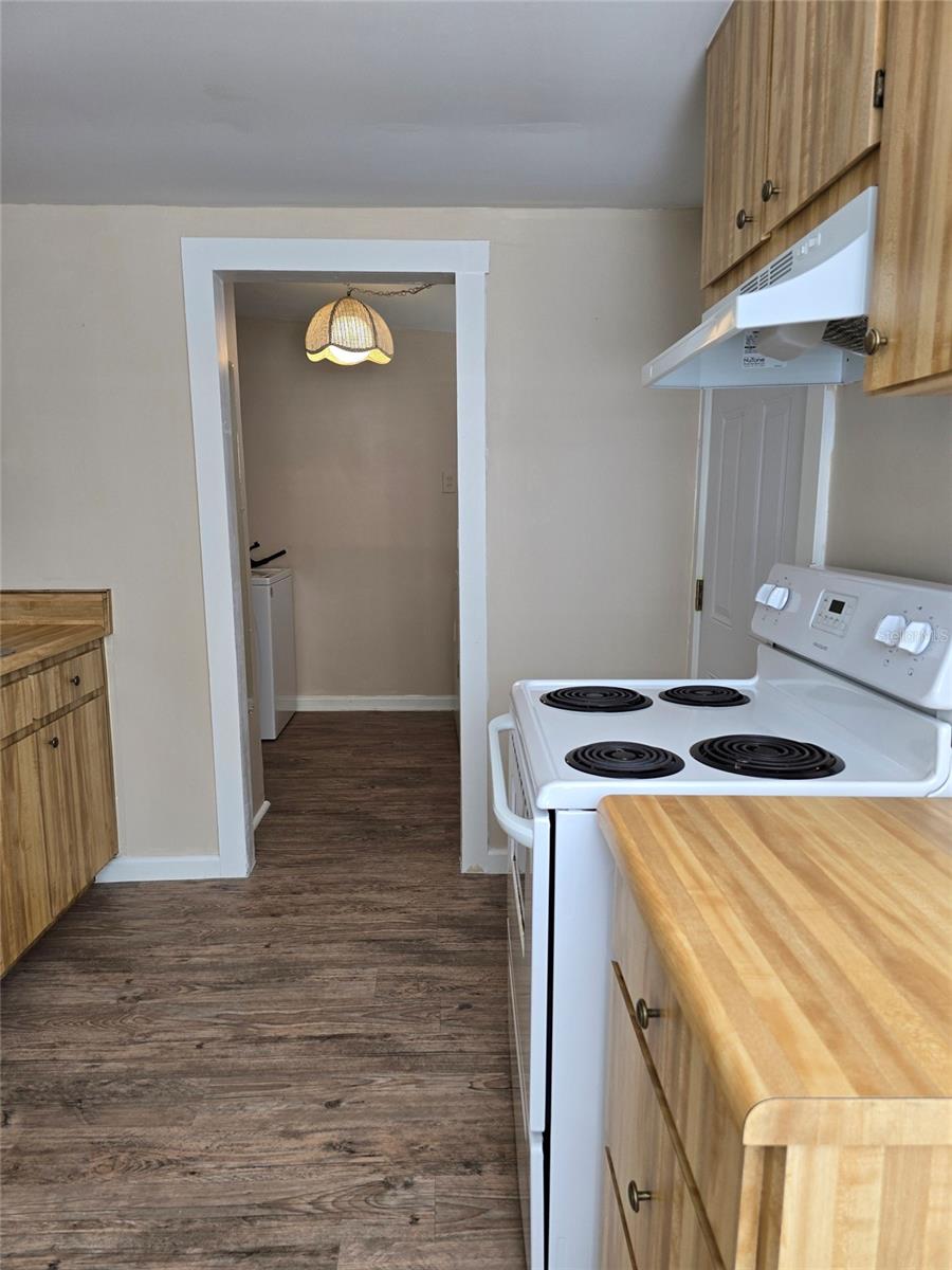 Image 16 of 20 For 533 Glenwood Avenue