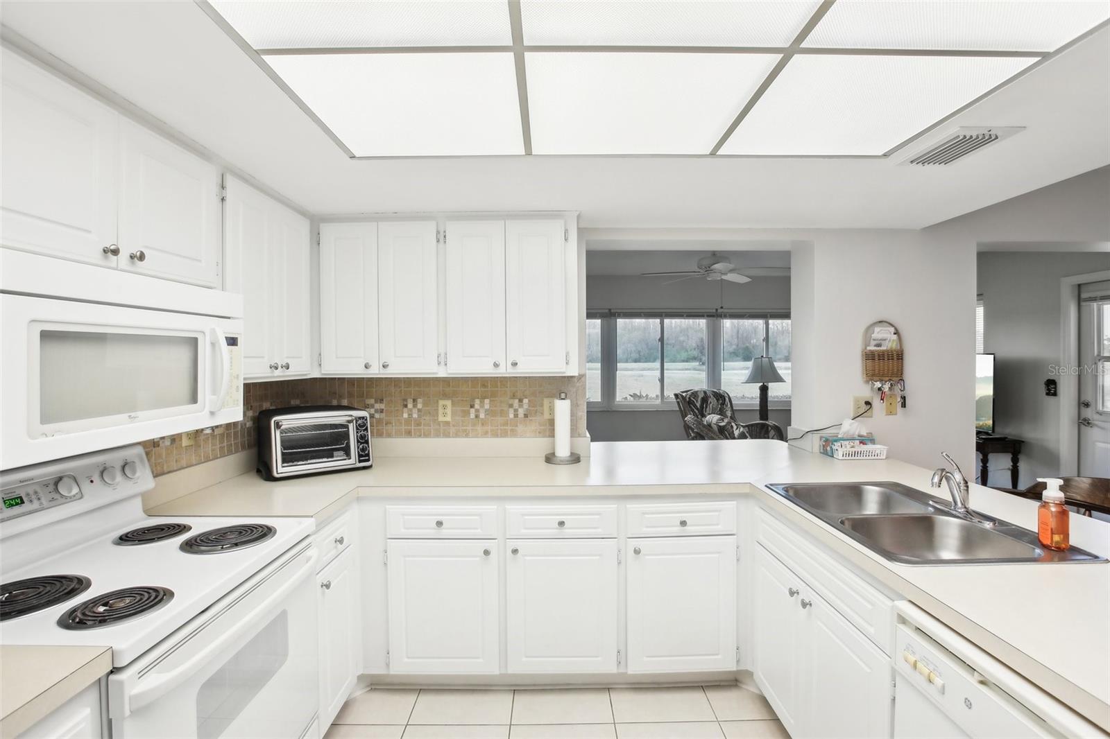 Image 13 of 64 For 1015 Harefield Circle