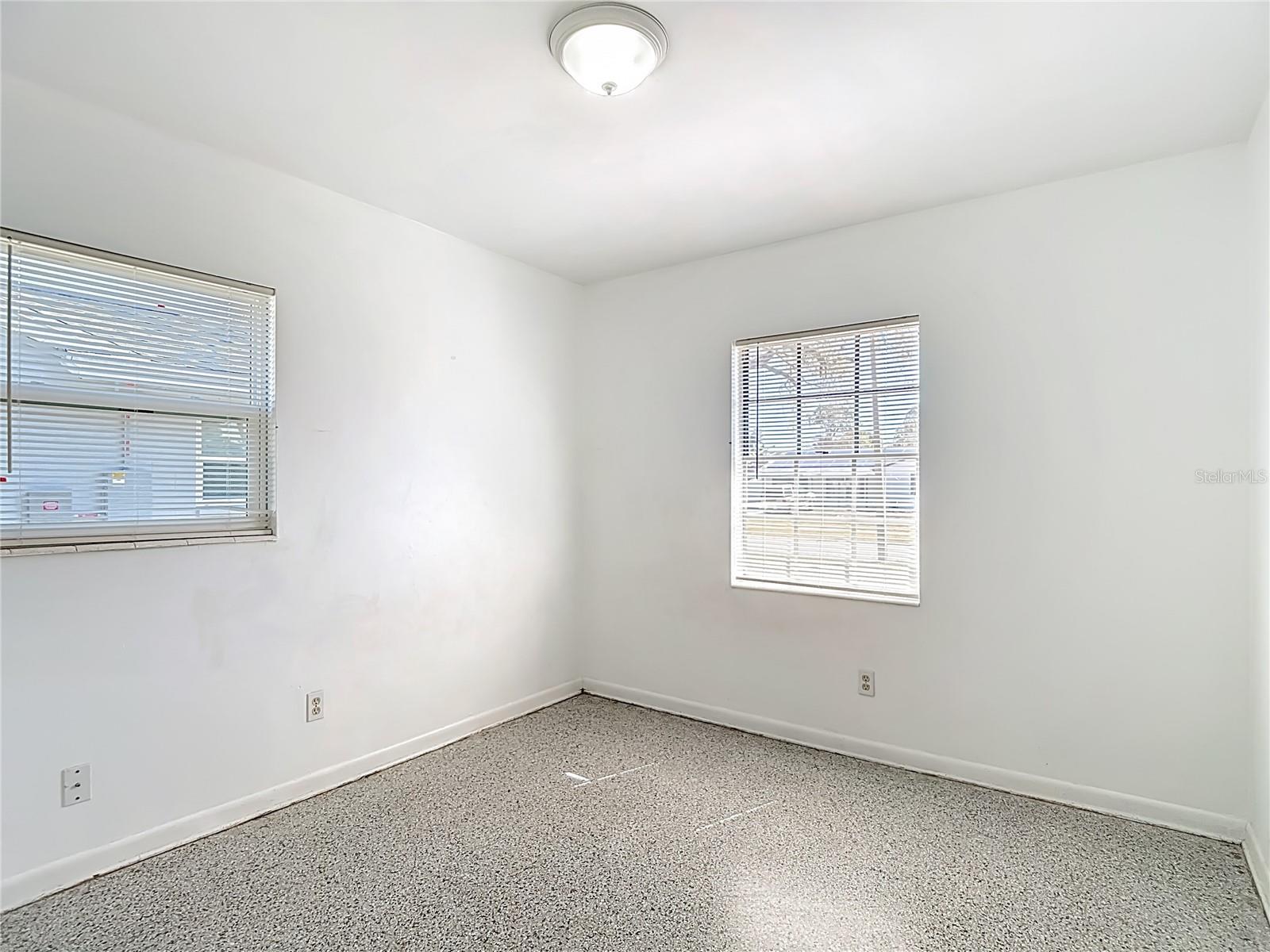 Image 23 of 45 For 7717 Hiawatha Street