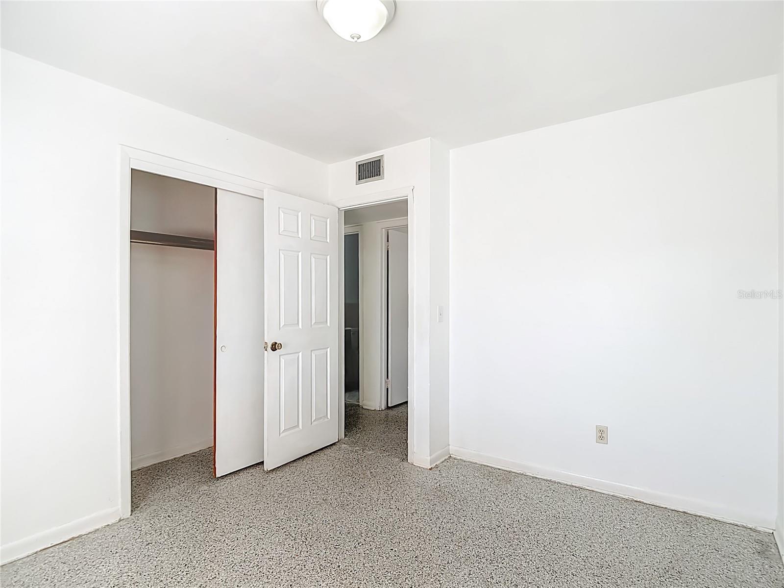 Image 25 of 45 For 7717 Hiawatha Street