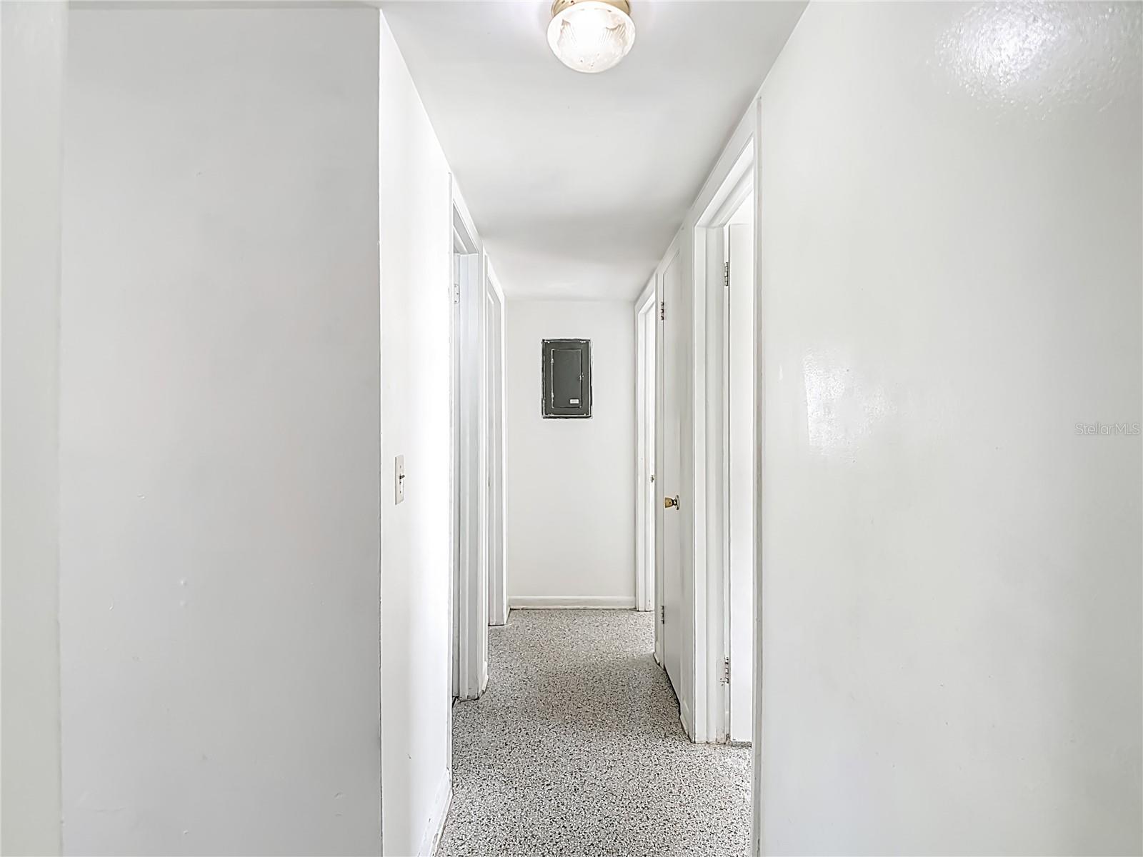 Image 33 of 45 For 7717 Hiawatha Street