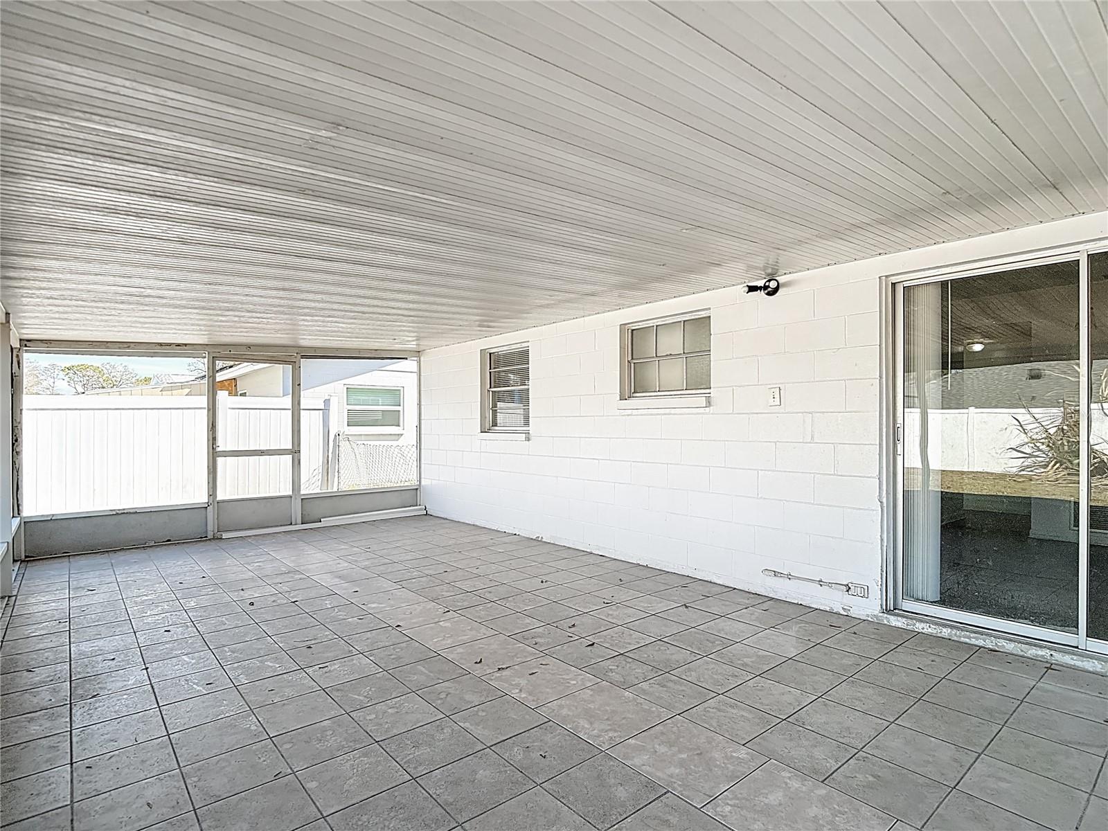 Image 37 of 45 For 7717 Hiawatha Street