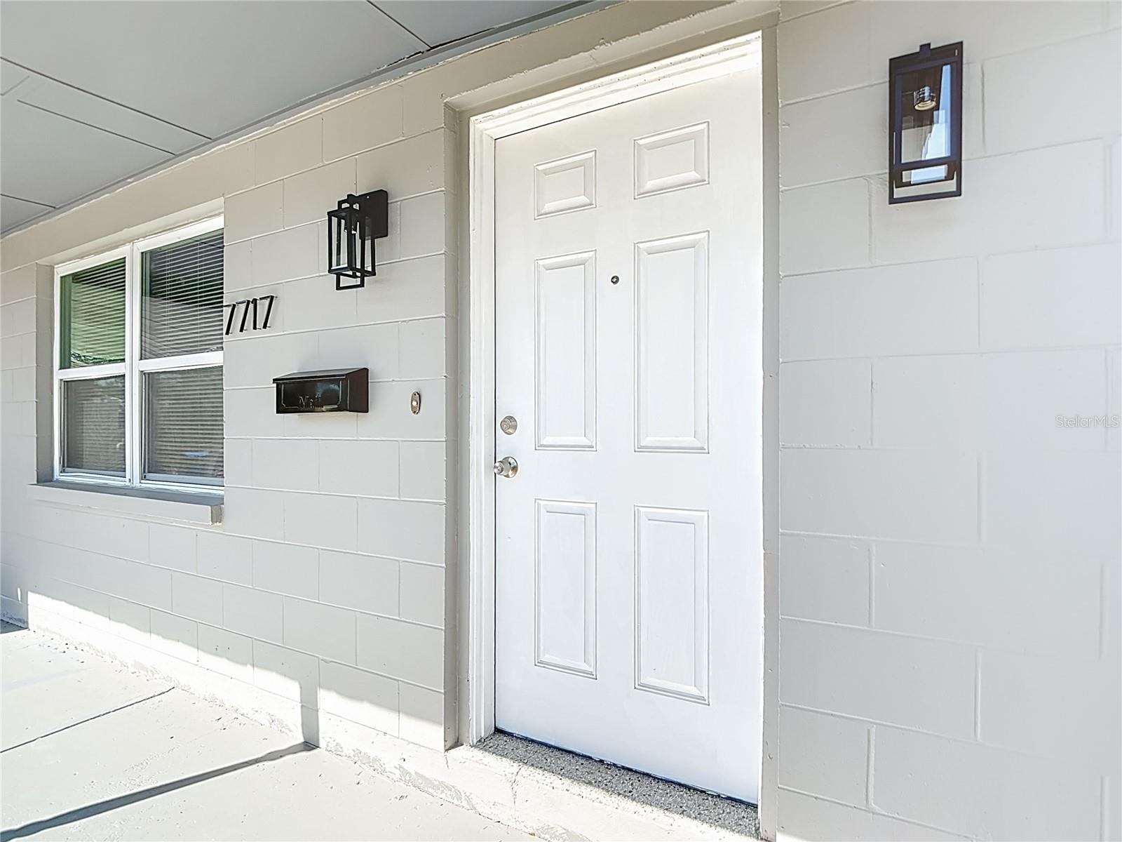 Image 4 of 45 For 7717 Hiawatha Street