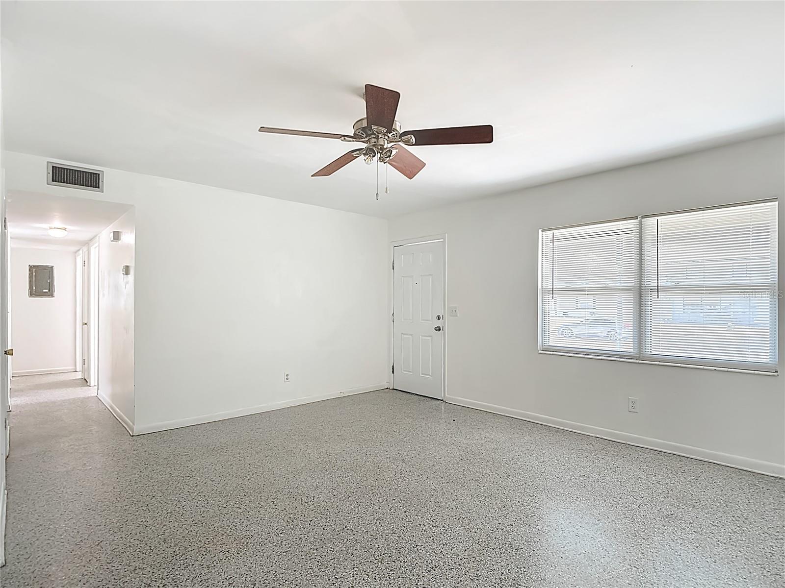 Image 7 of 45 For 7717 Hiawatha Street