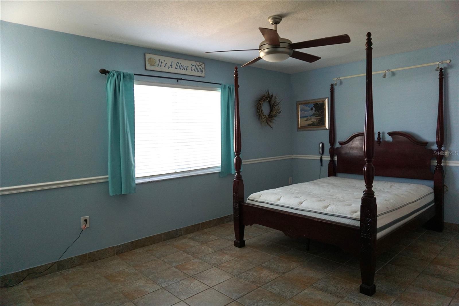 Image 13 of 34 For 6522 Woodland Boulevard N