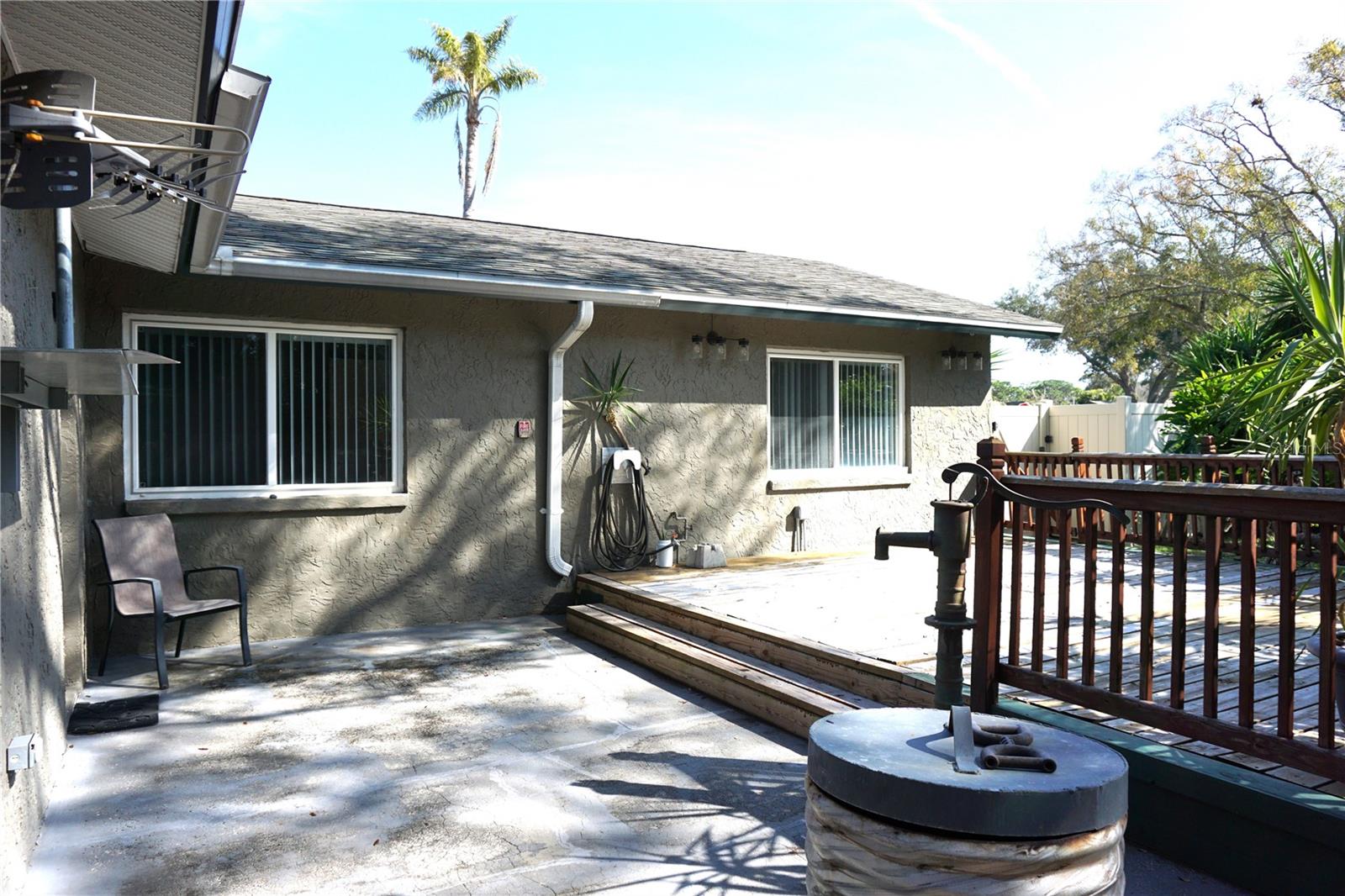 Image 26 of 34 For 6522 Woodland Boulevard N