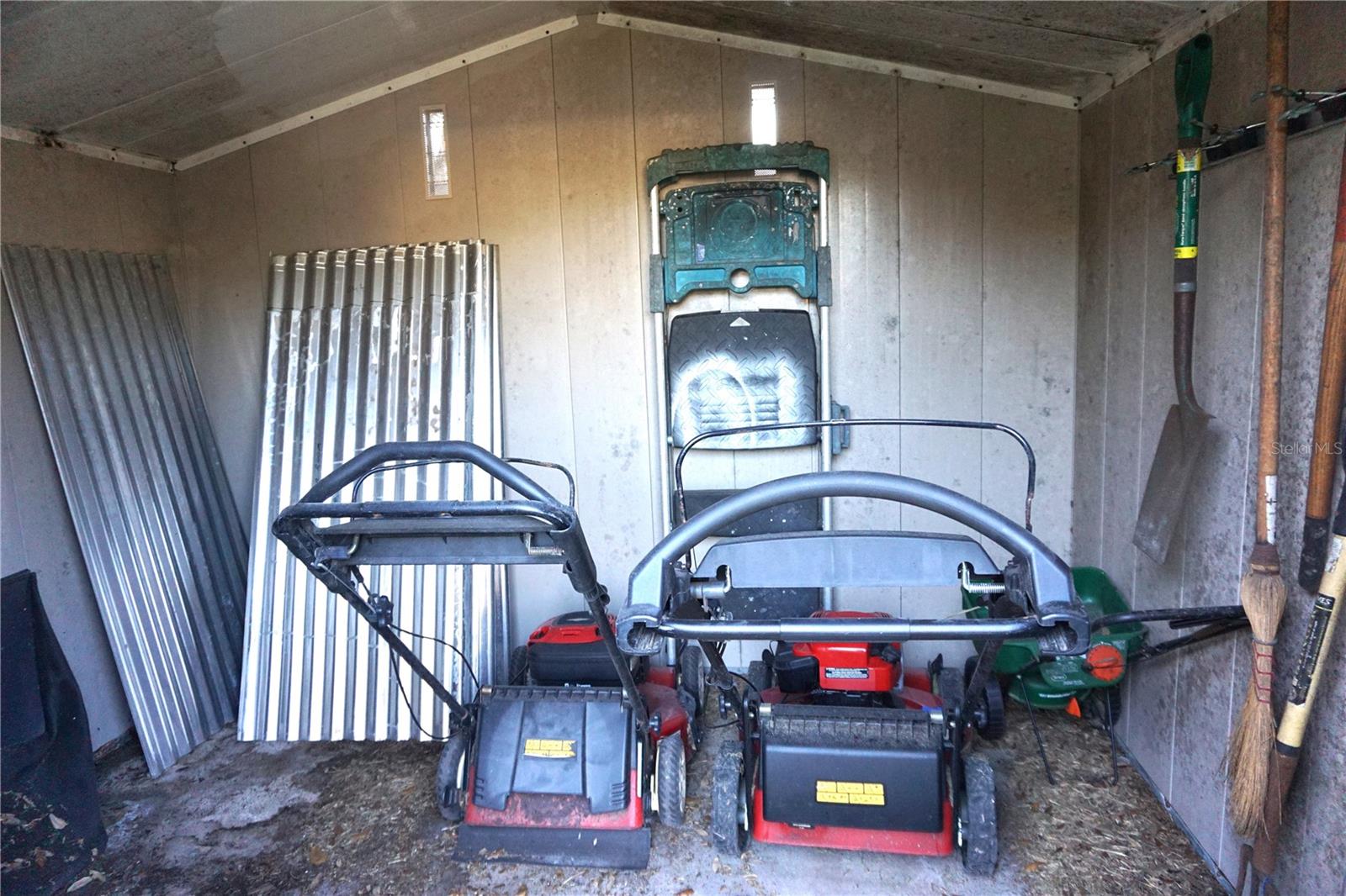 Image 33 of 34 For 6522 Woodland Boulevard N