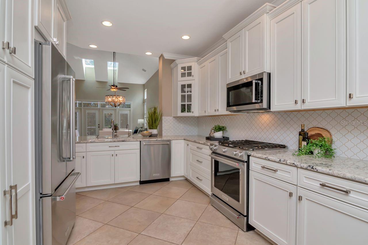 Image 19 of 69 For 1900 Paw Paw Place