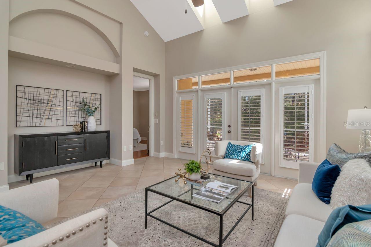 Image 26 of 69 For 1900 Paw Paw Place