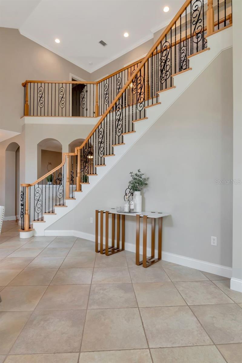 Image 31 of 69 For 1900 Paw Paw Place