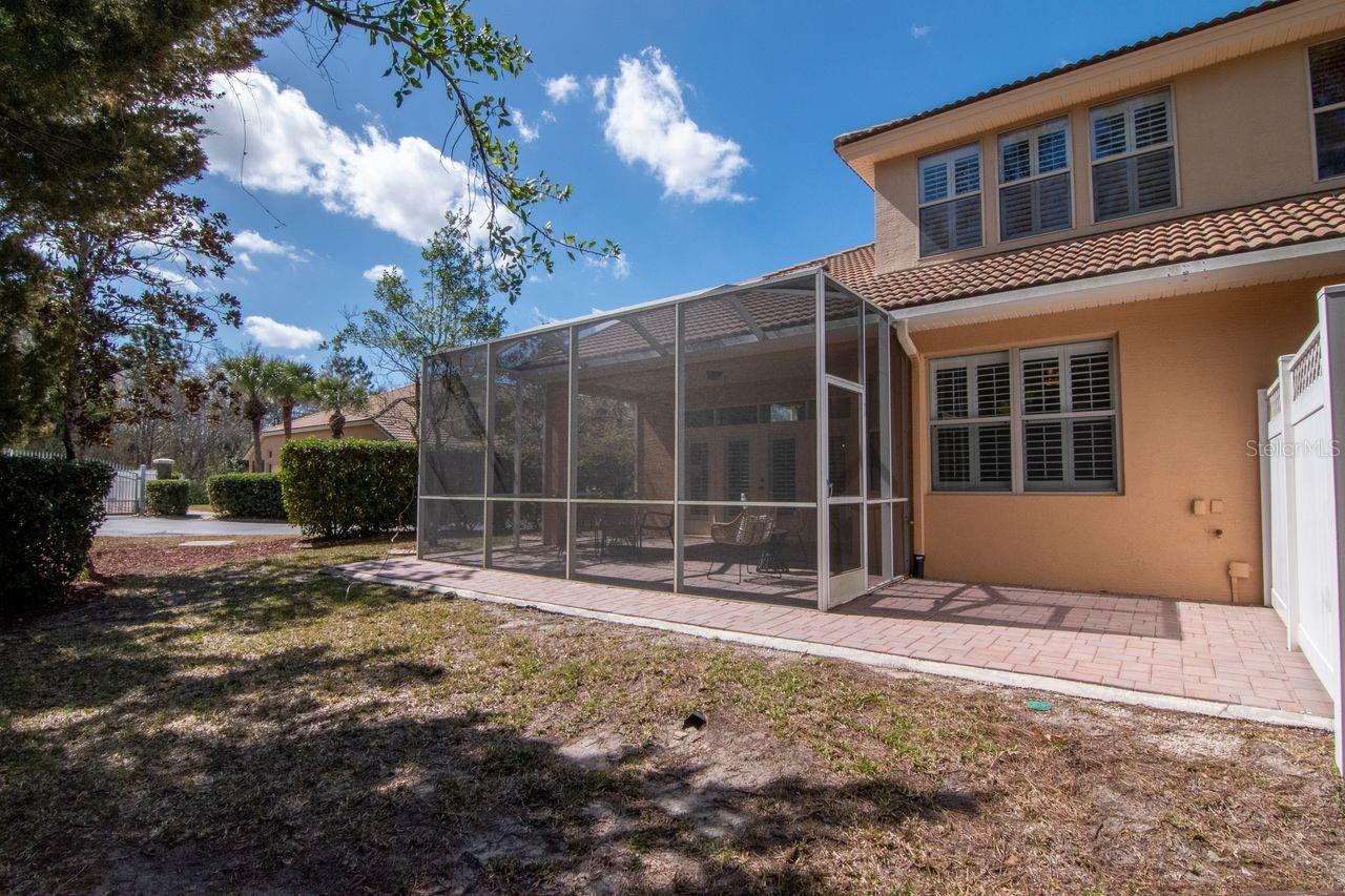 Image 54 of 69 For 1900 Paw Paw Place