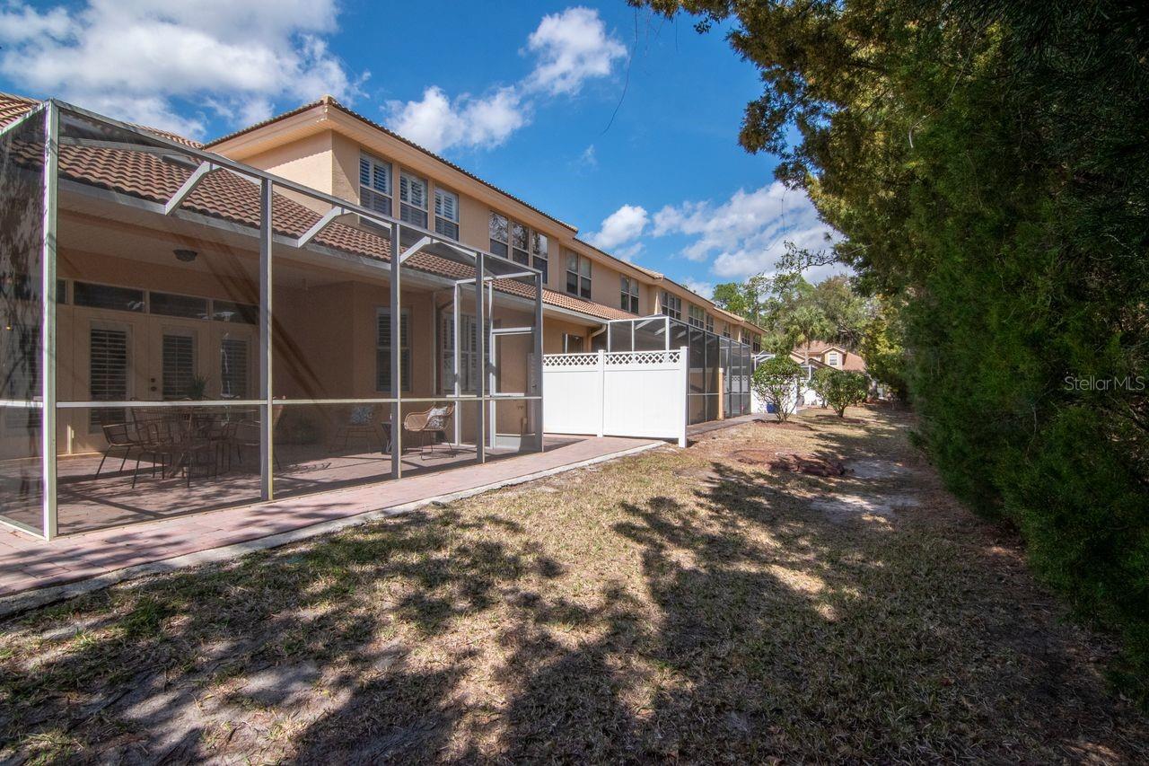 Image 55 of 69 For 1900 Paw Paw Place