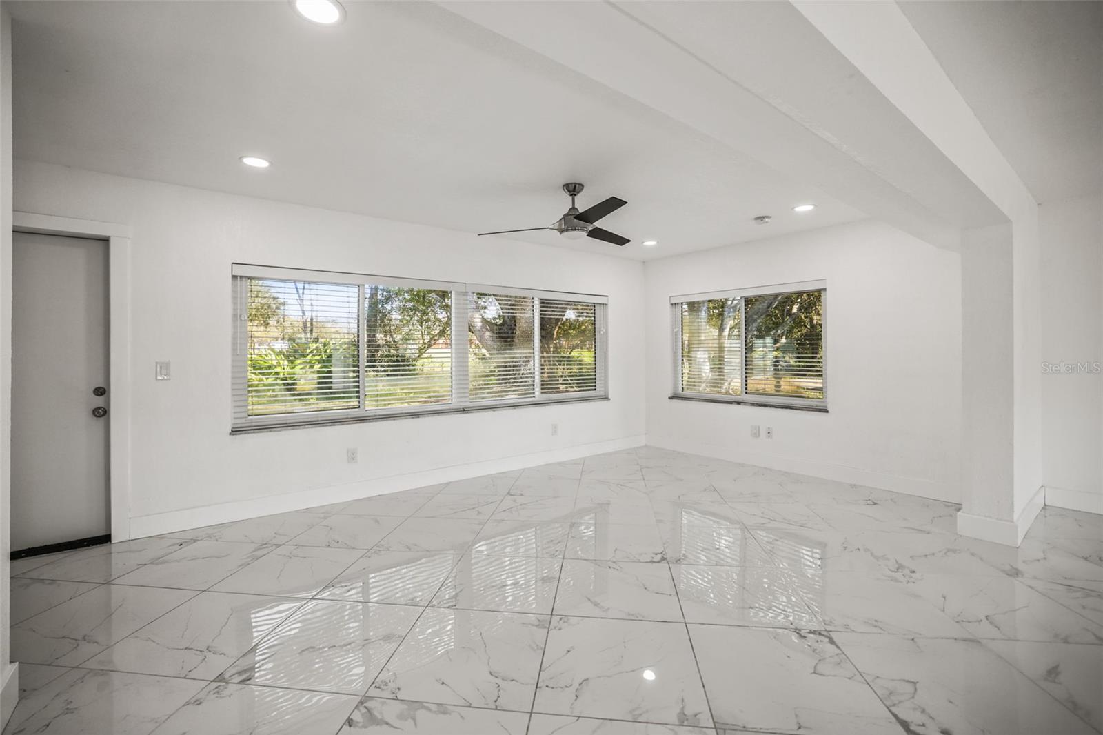 Image 17 of 44 For 1042 Idlewild Drive N