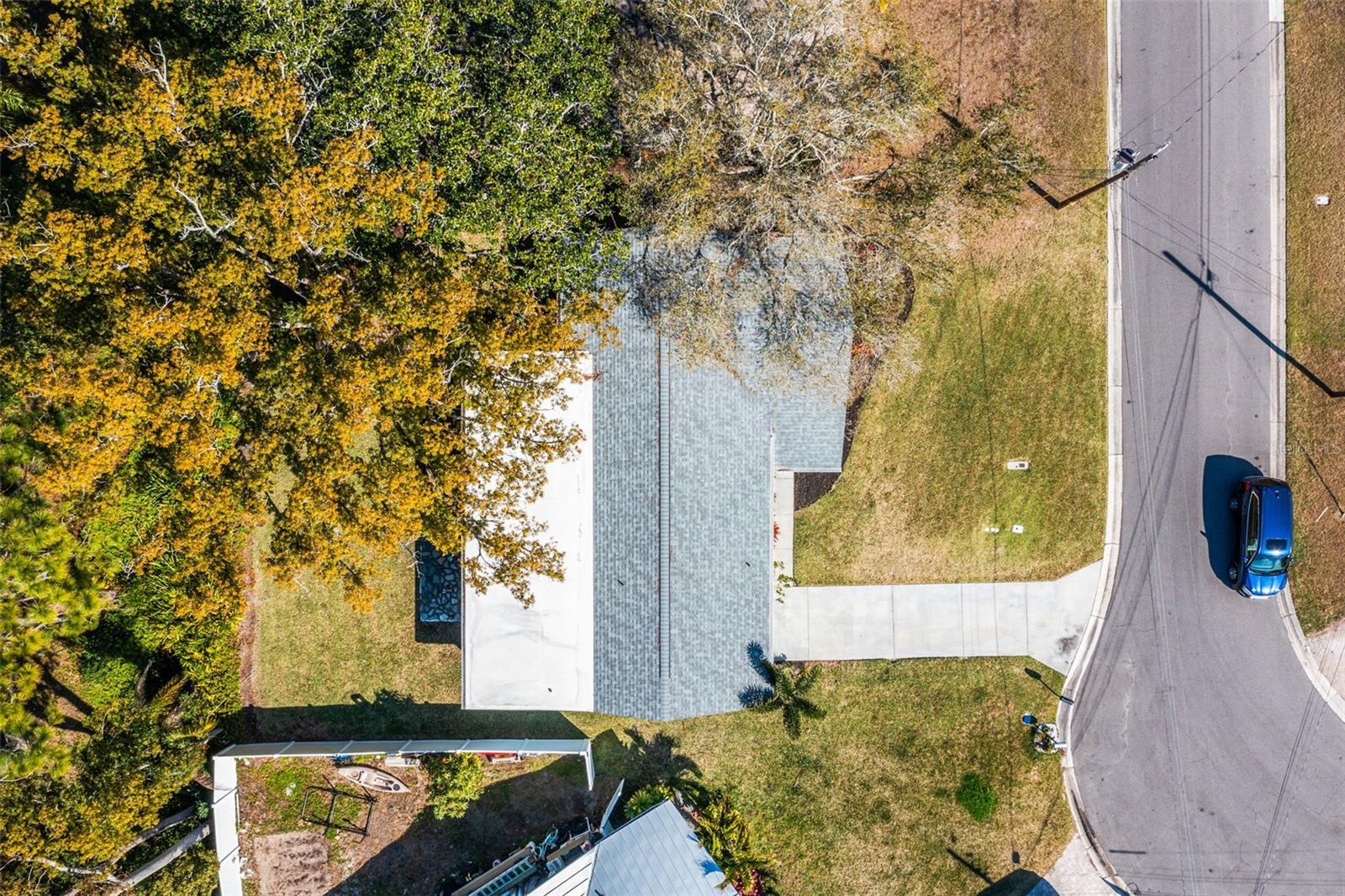 Image 33 of 44 For 1042 Idlewild Drive N