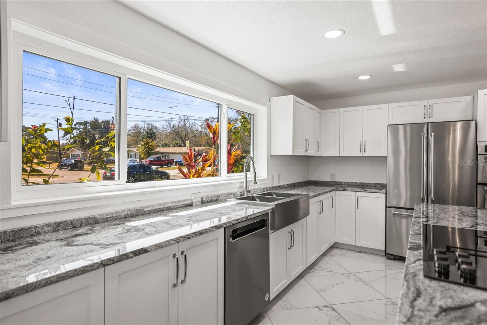 Image 9 of 44 For 1042 Idlewild Drive N