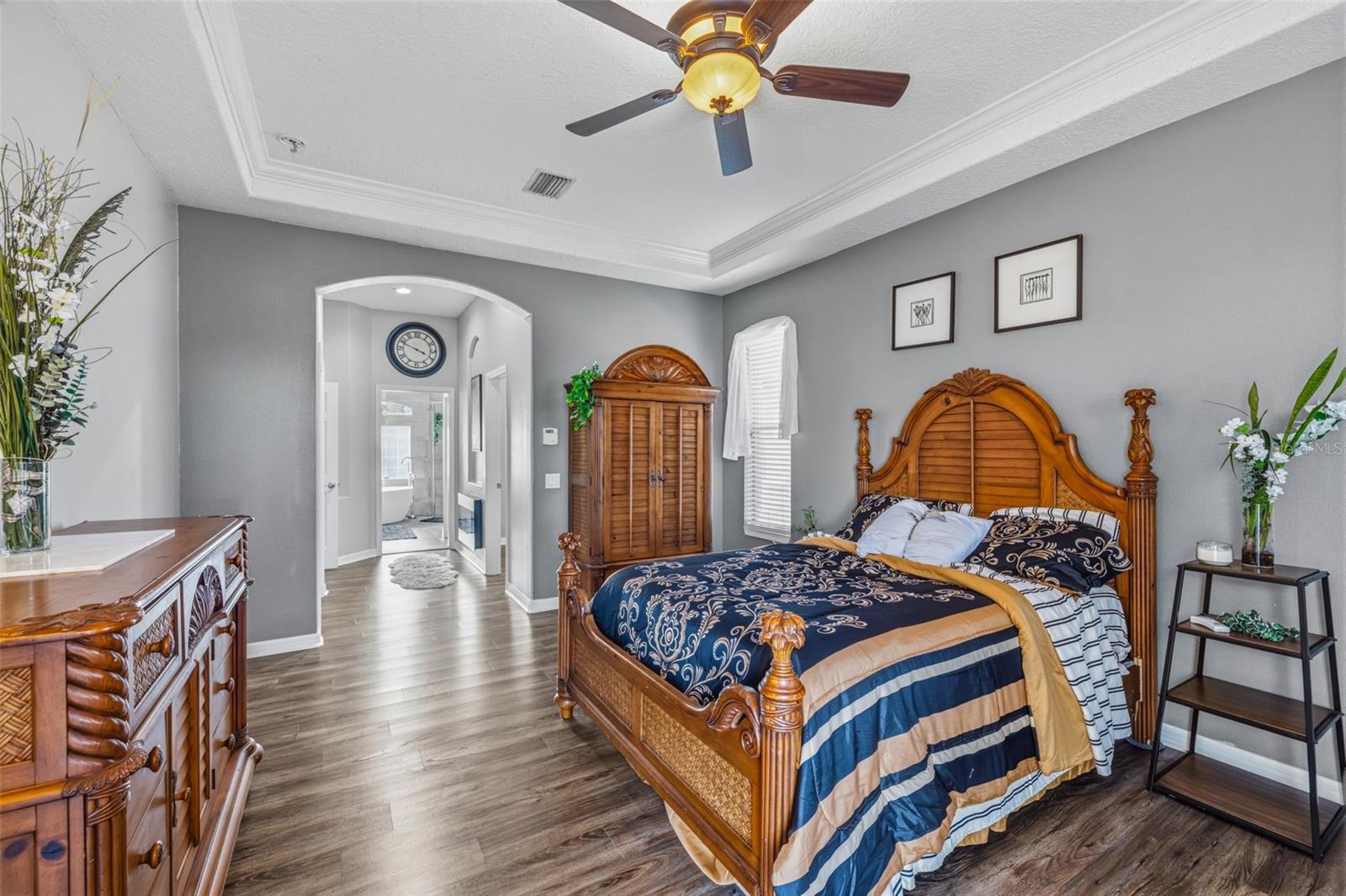 Listing photo id 18 for 5002 Hartwell Loop