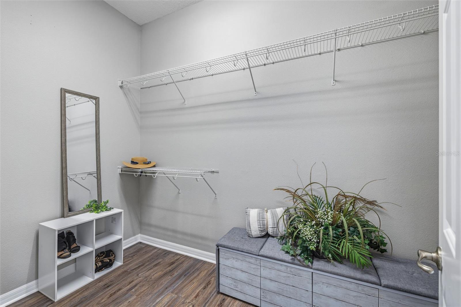 Listing photo id 26 for 5002 Hartwell Loop