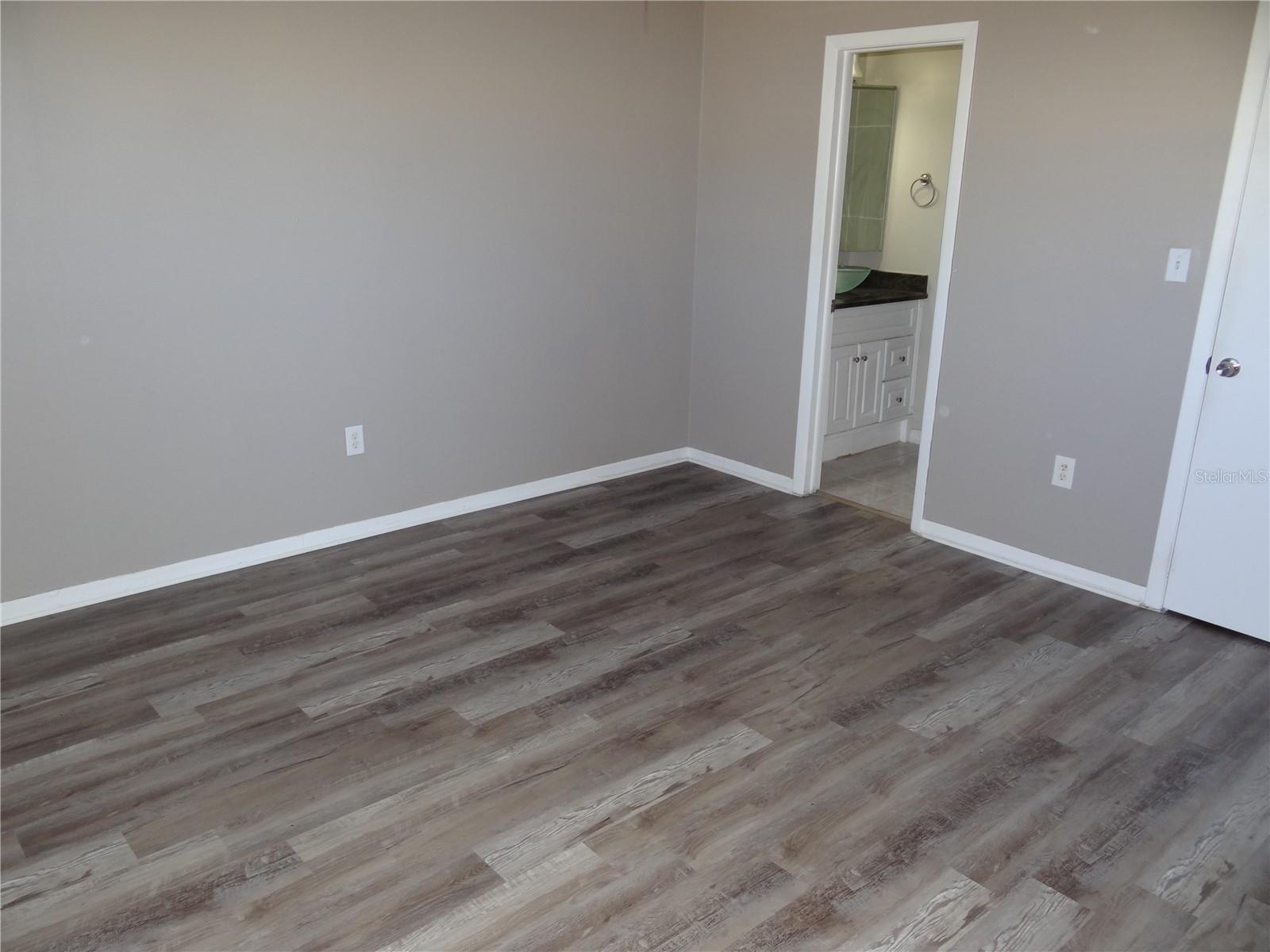 Image 15 of 29 For 5357 81st Street N 14