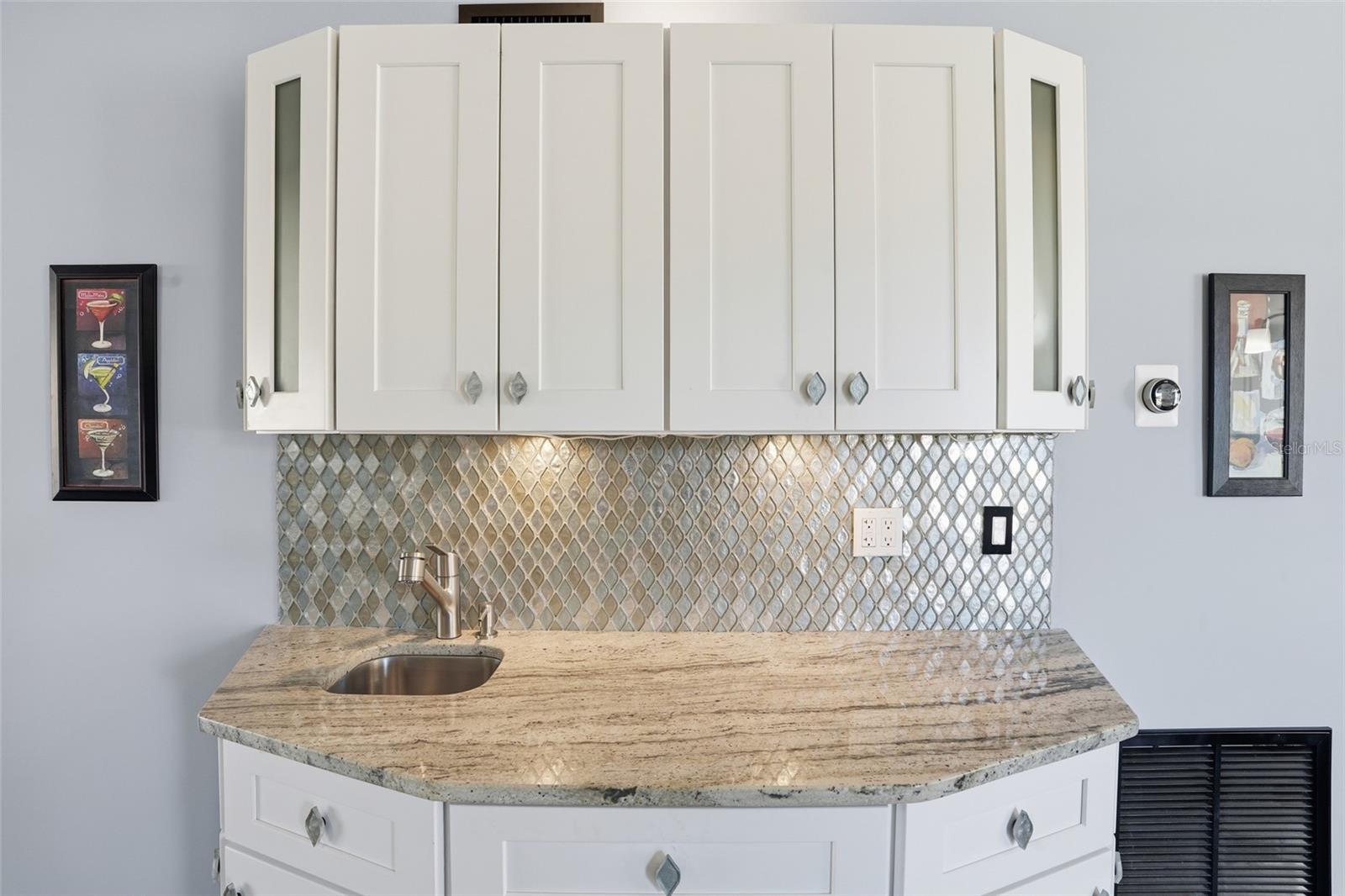 Image 11 of 40 For 1009 46th Lane 104