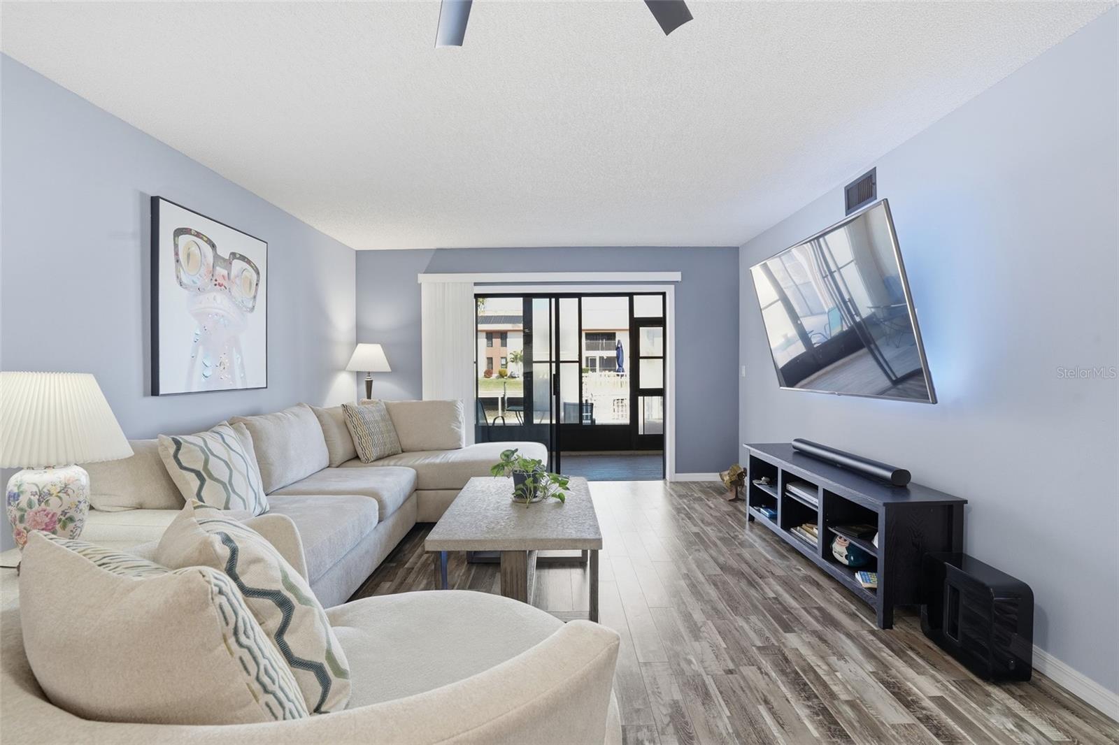 Image 13 of 40 For 1009 46th Lane 104