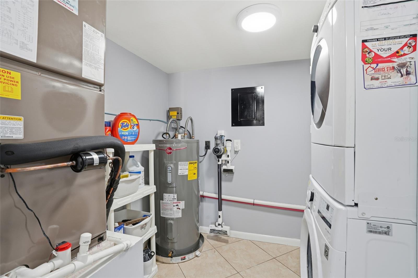 Image 22 of 40 For 1009 46th Lane 104