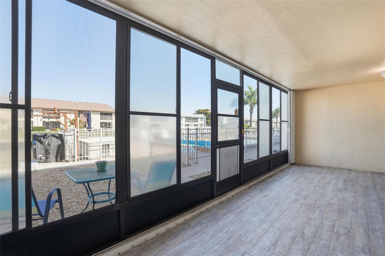 Image 26 of 40 For 1009 46th Lane 104