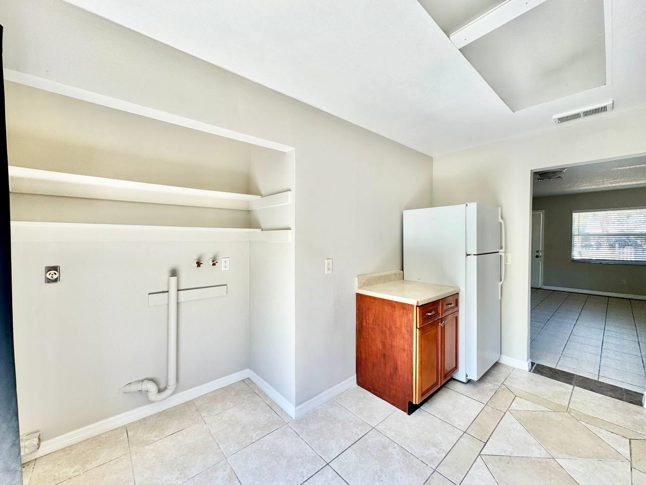 Image 8 of 17 For 629 Wildwood Way