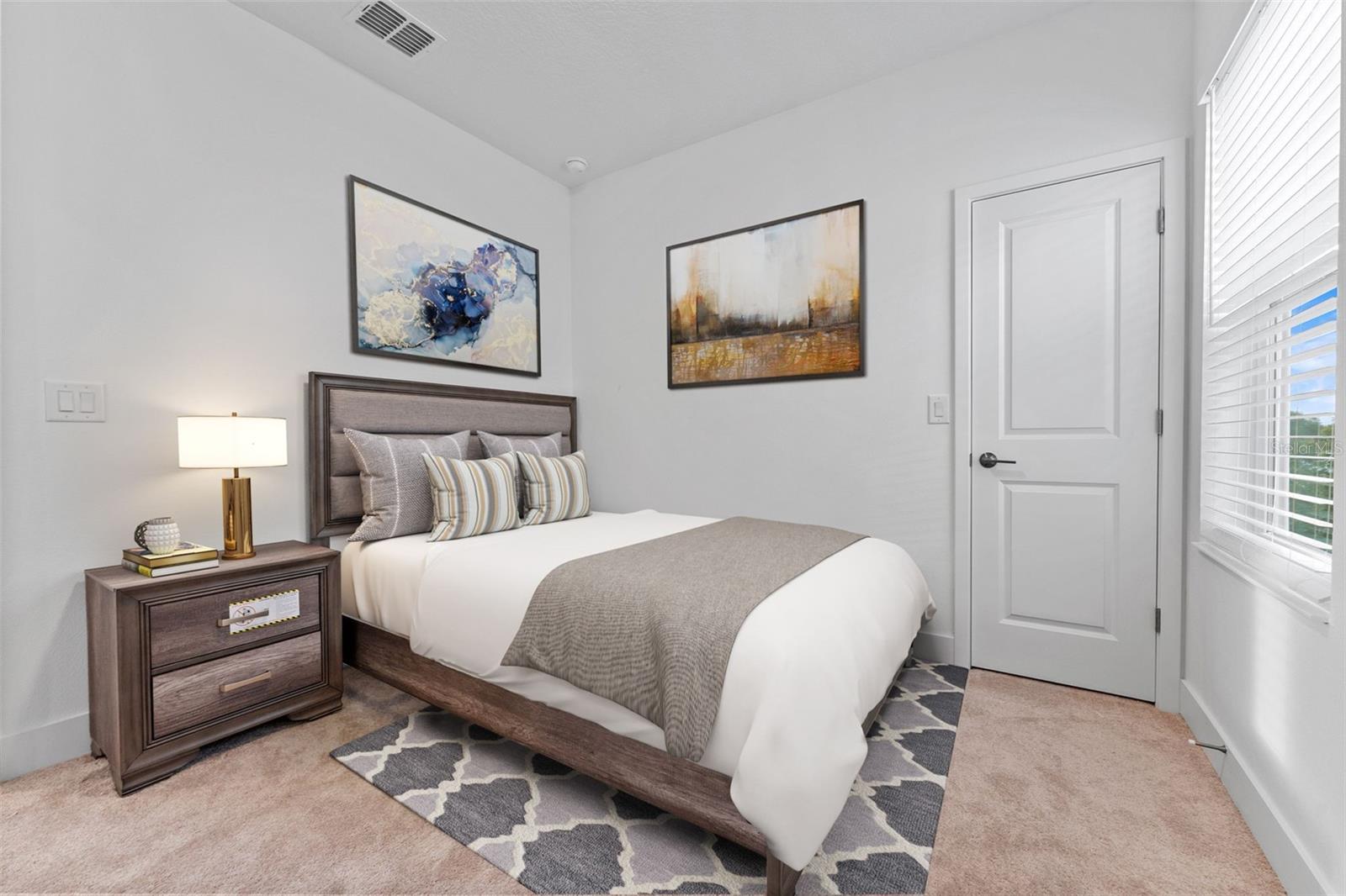 Image 23 of 29 For 1922 Fig Street 2