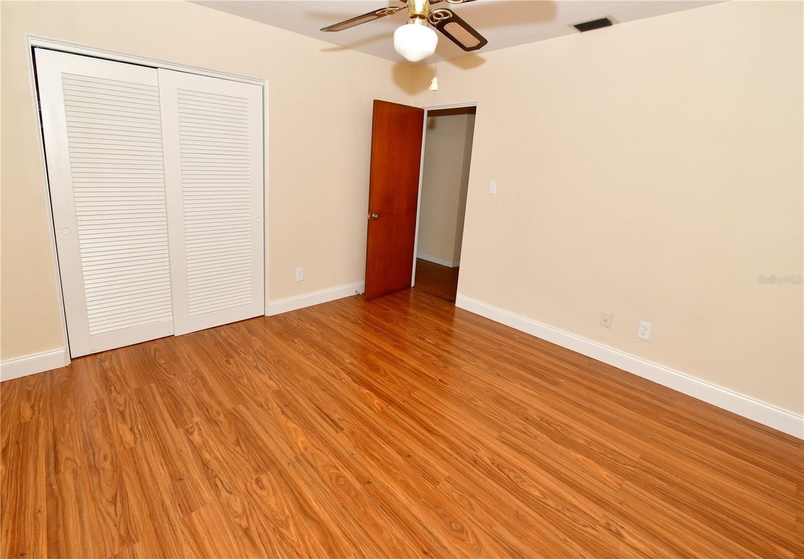 Image 15 of 35 For 5435 5th Avenue S