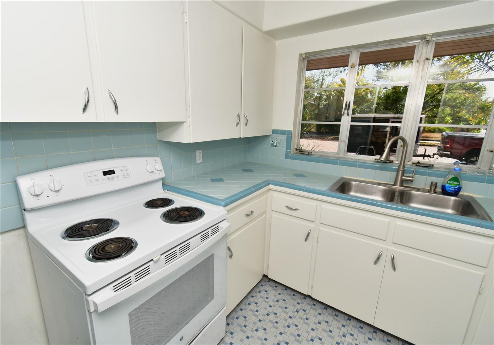 Image 21 of 35 For 5435 5th Avenue S