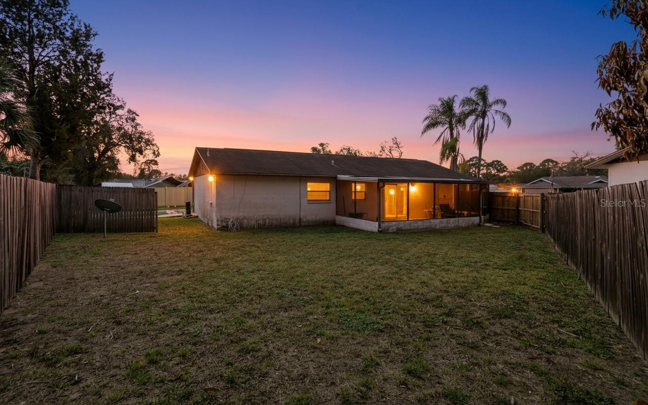 Listing photo id 44 for 7111 Halifax Court