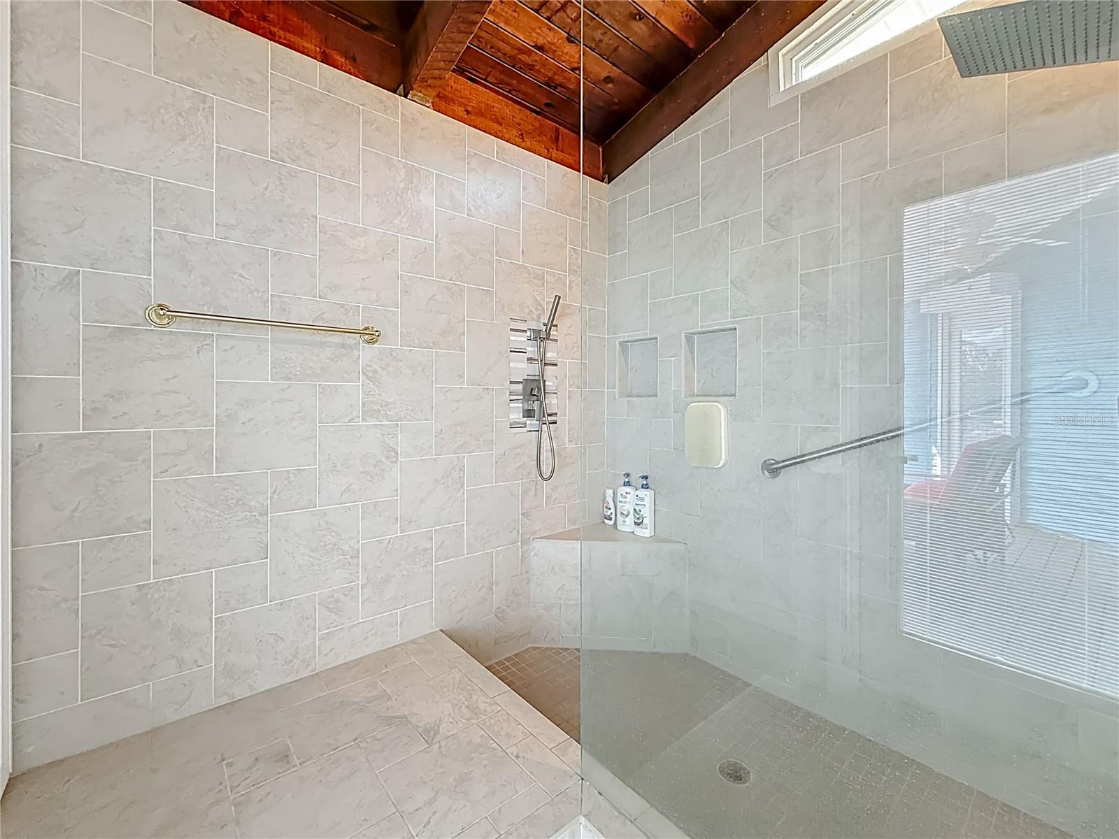 Image 31 of 57 For 14186 Parsley Drive