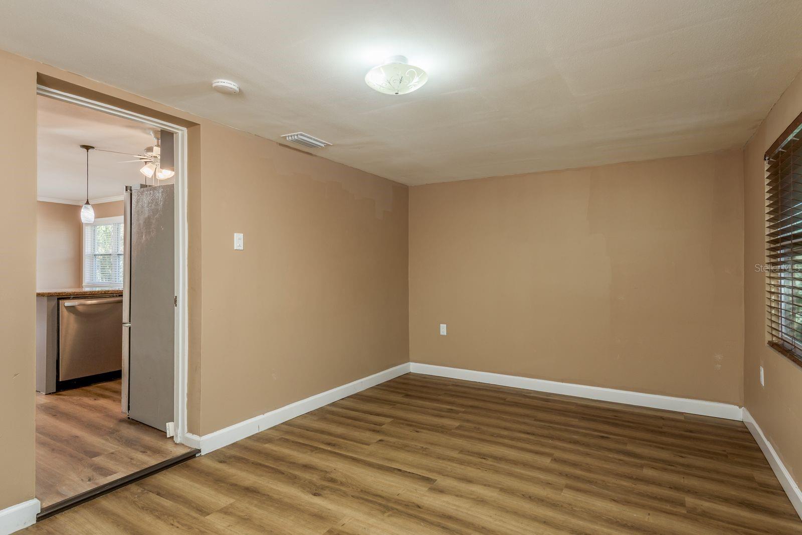 Image 12 of 25 For 1021 15th Avenue Nw