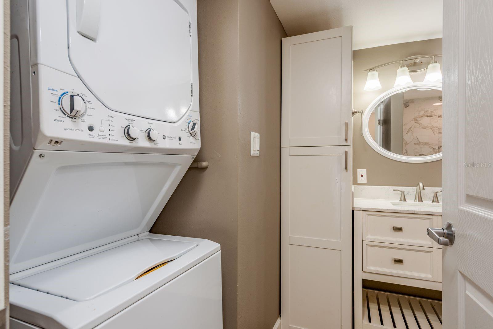 Image 13 of 25 For 1021 15th Avenue Nw