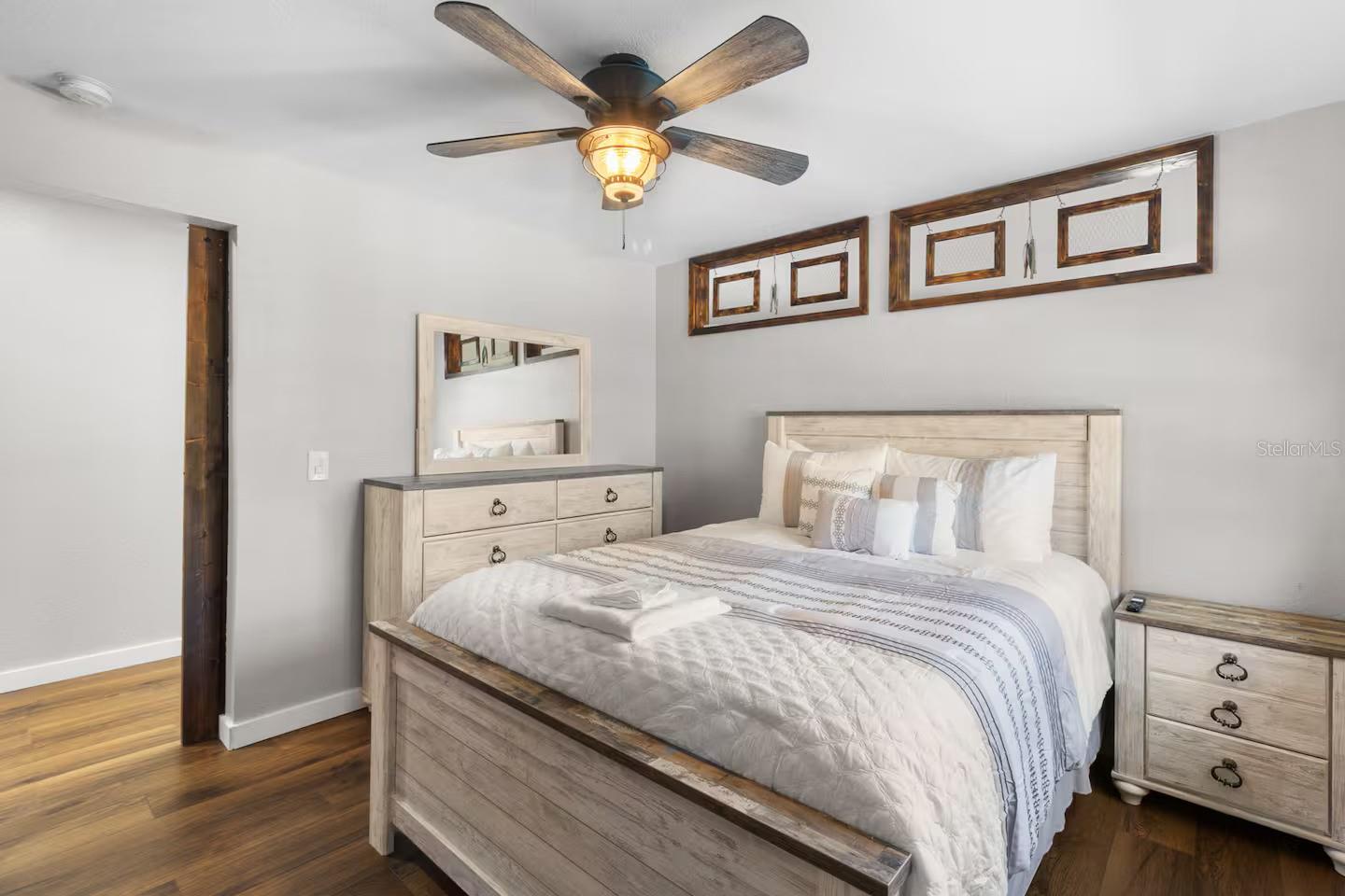 Listing photo id 23 for 824 Seabreeze Drive