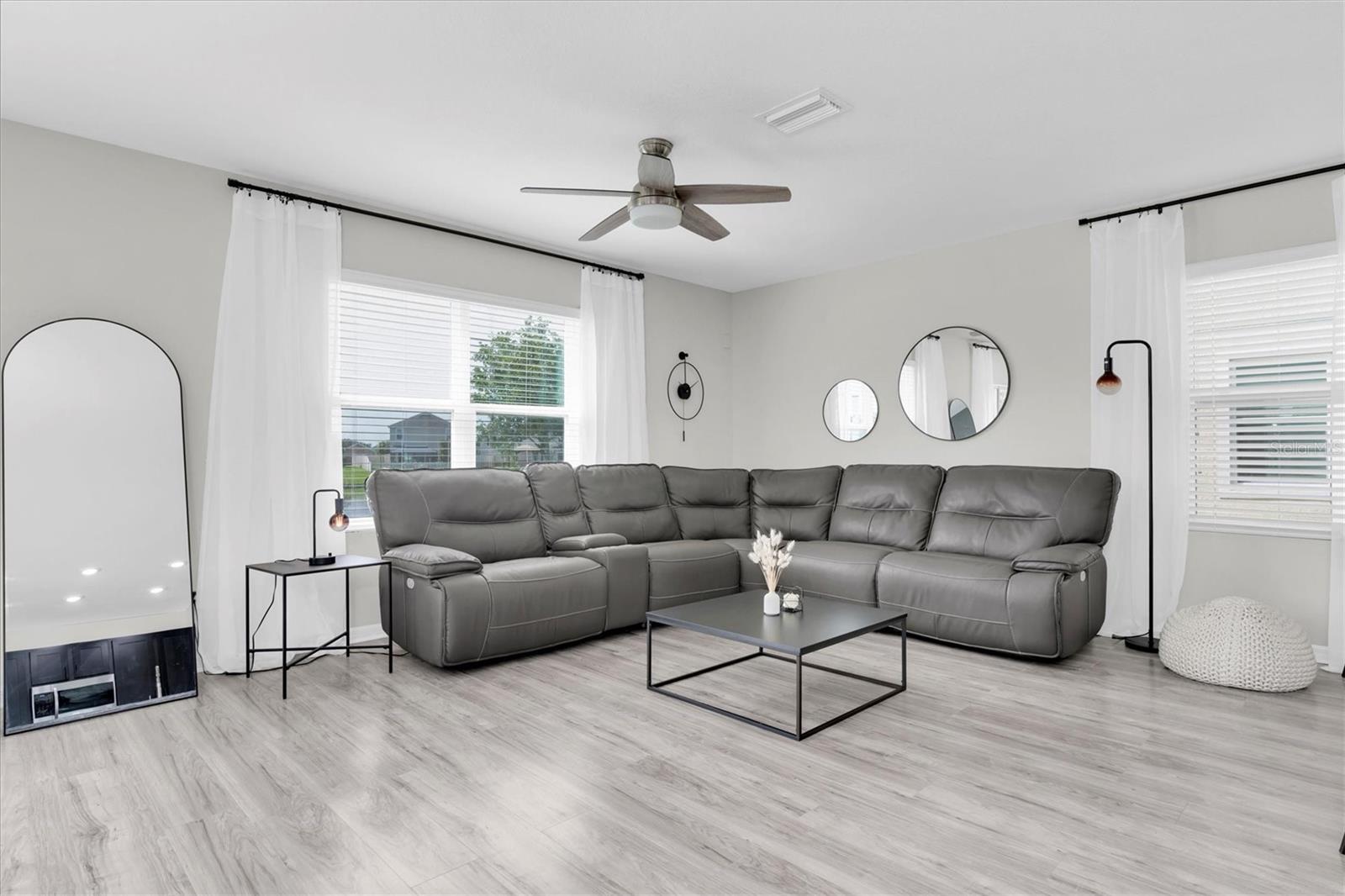 Image 4 of 38 For 7543 Tuscan Bay Circle